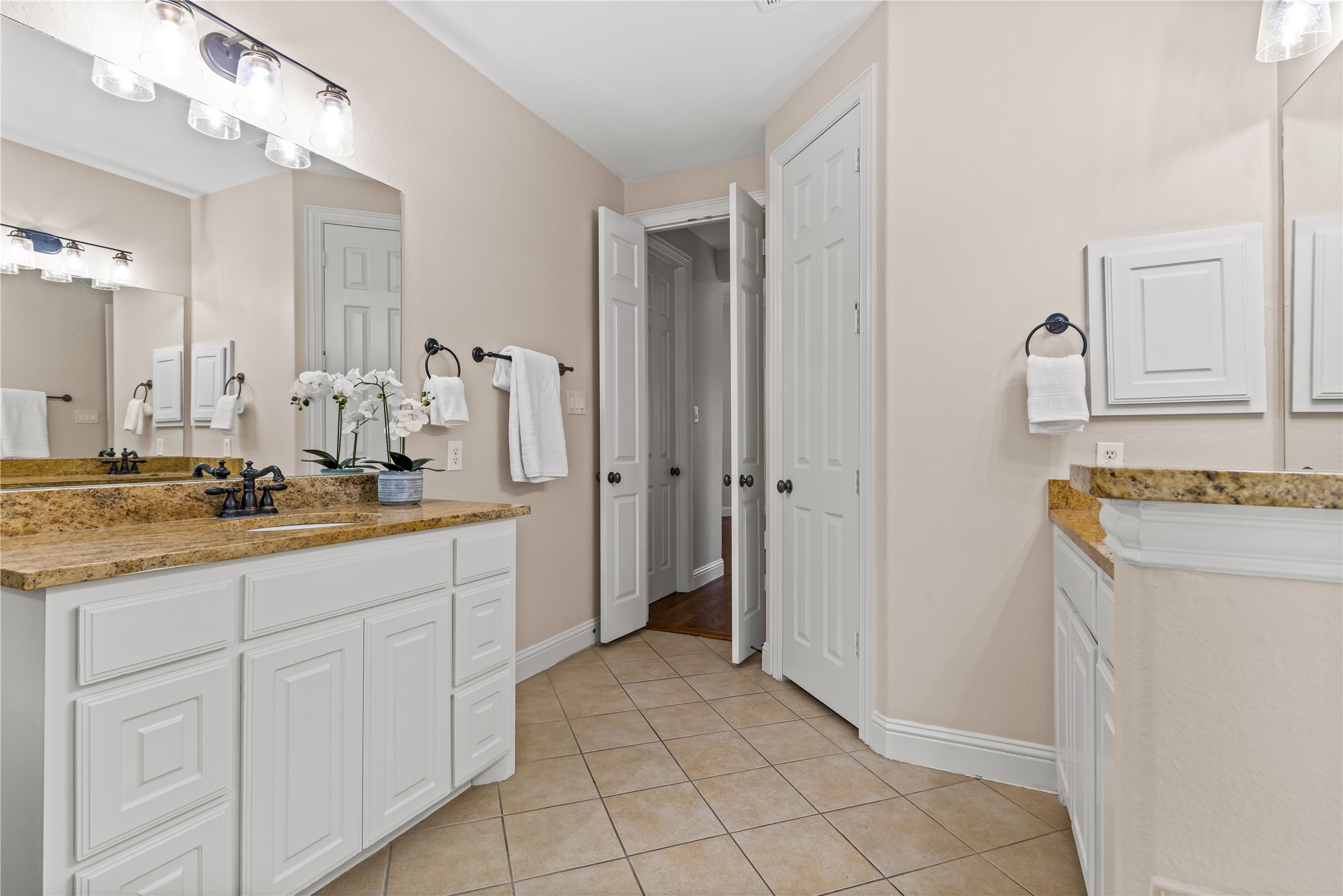 8204 Ridgelea Street