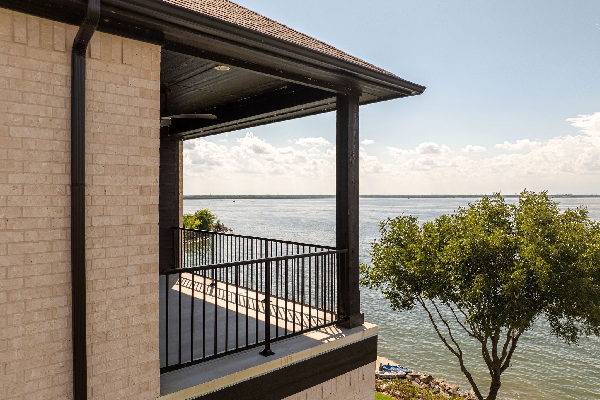 18013 Lake Ray Hubbard Drive