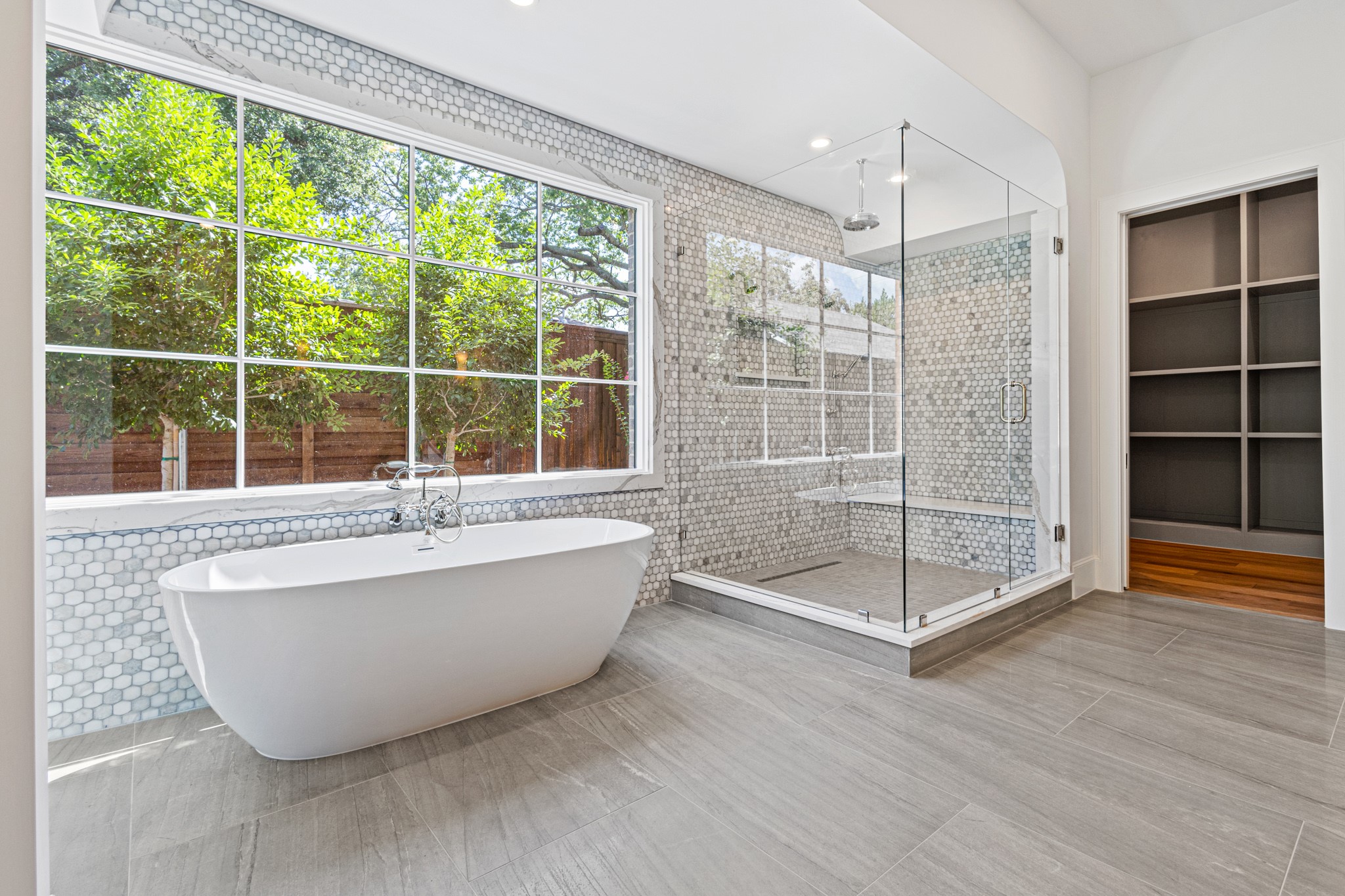 5925 Williamstown Road