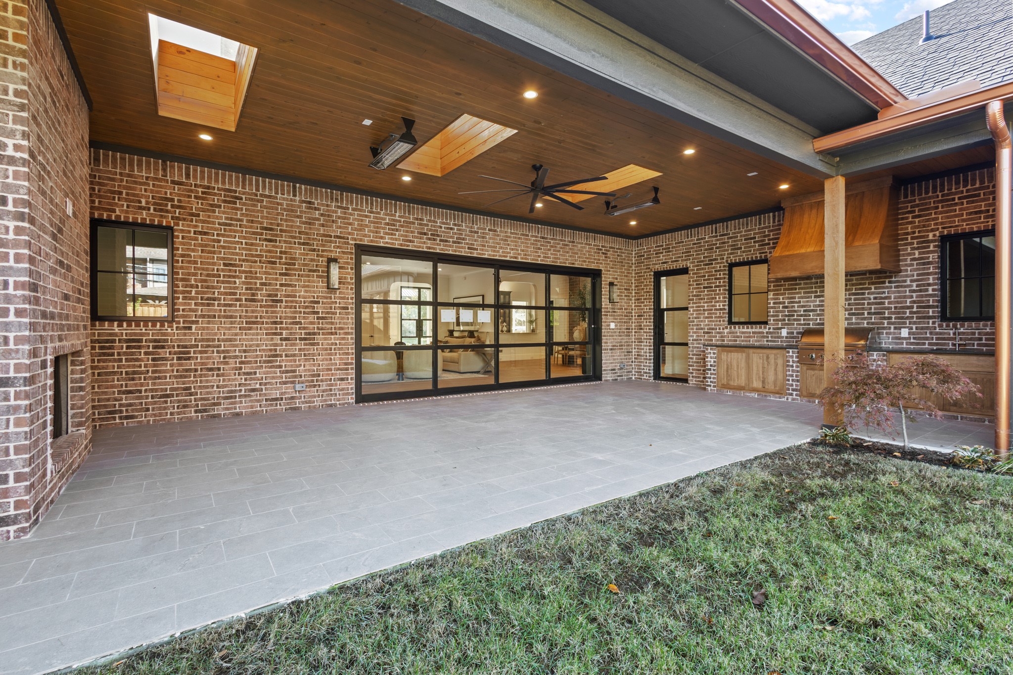 5925 Williamstown Road