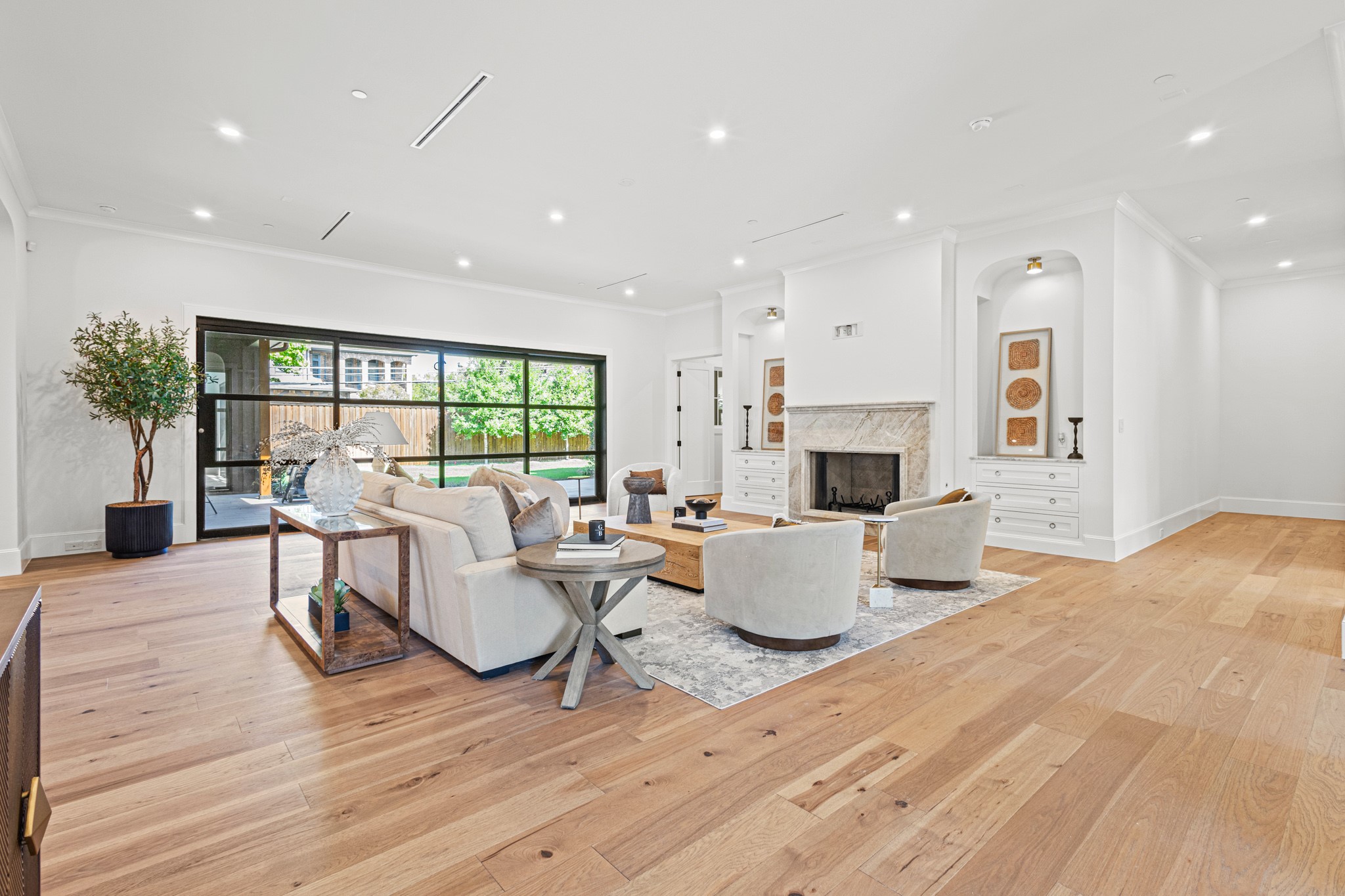 5925 Williamstown Road