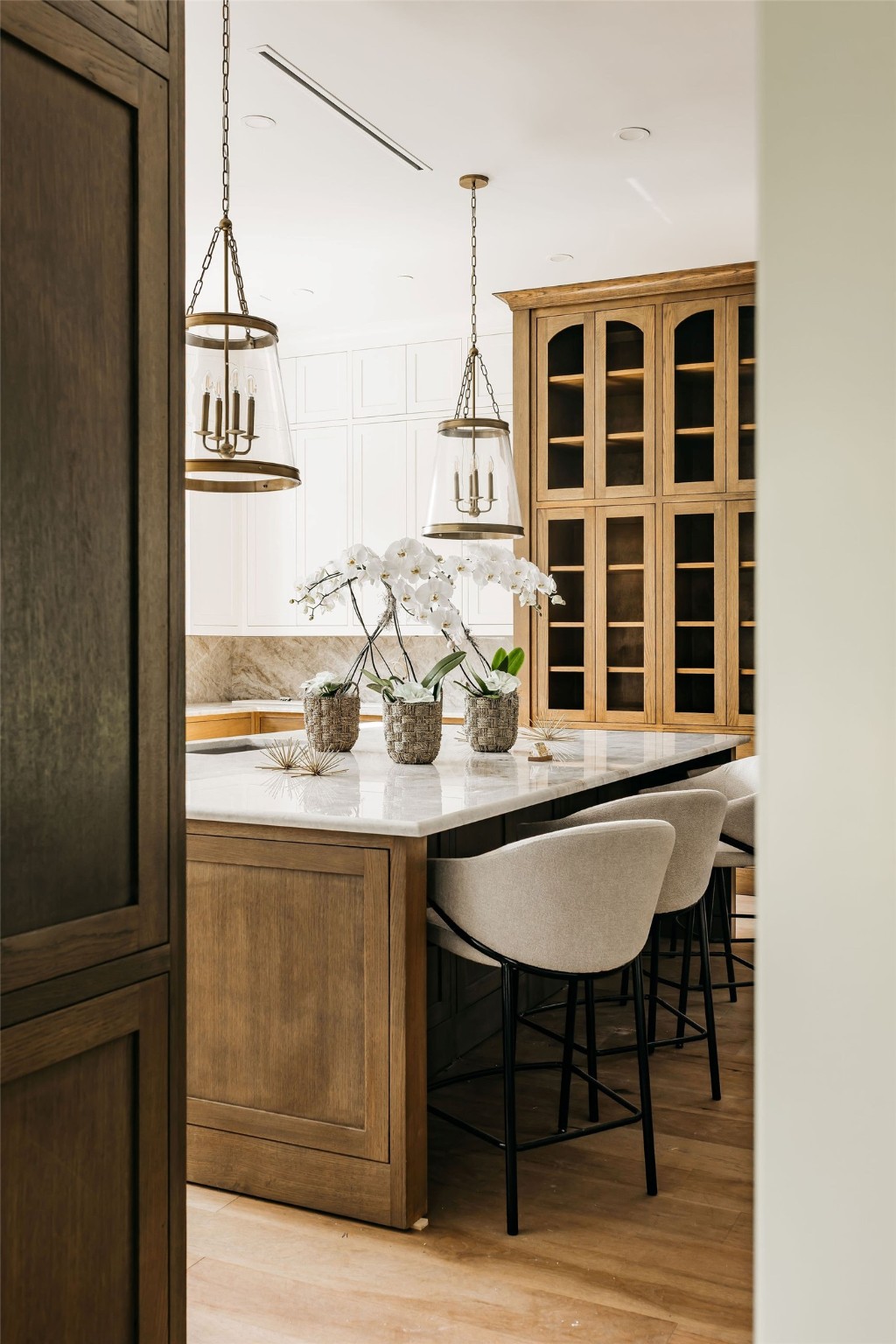 5925 Williamstown Road