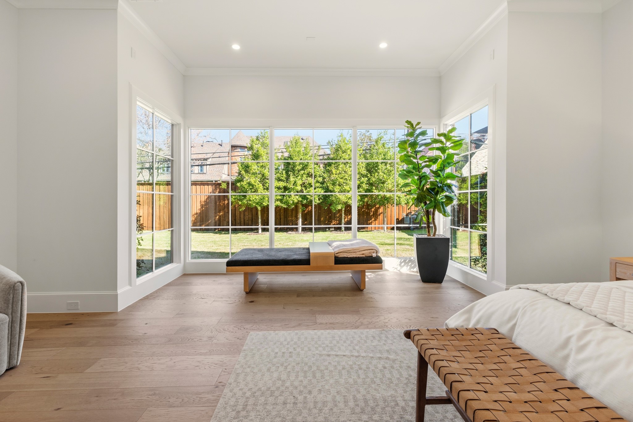 5925 Williamstown Road