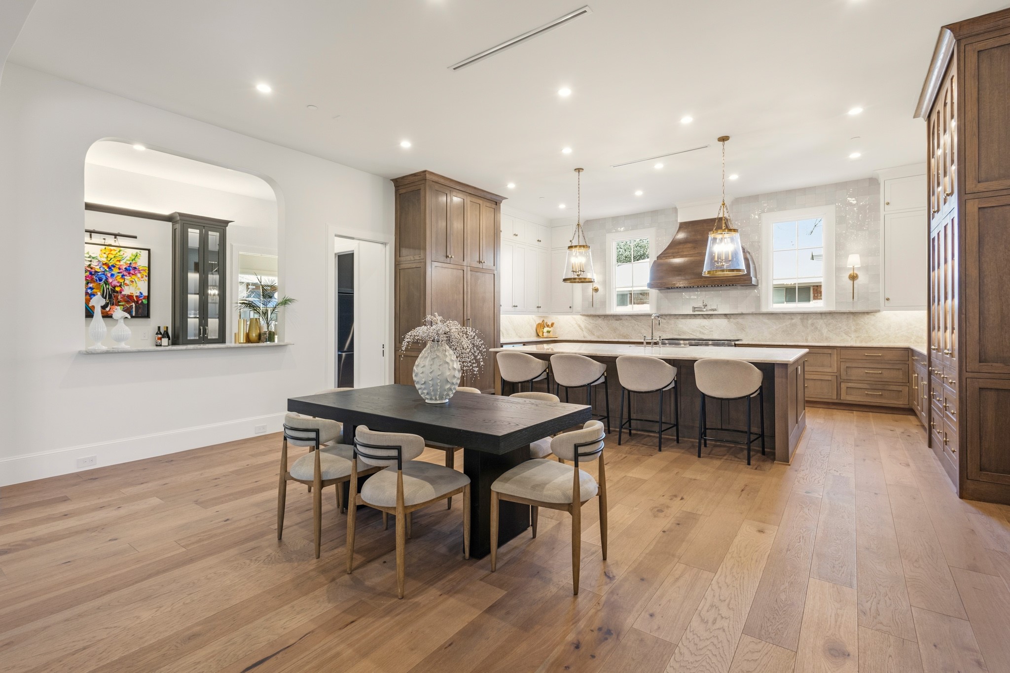 5925 Williamstown Road