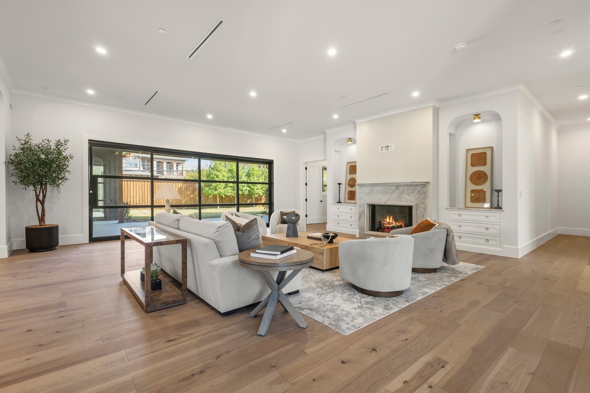 5925 Williamstown Road