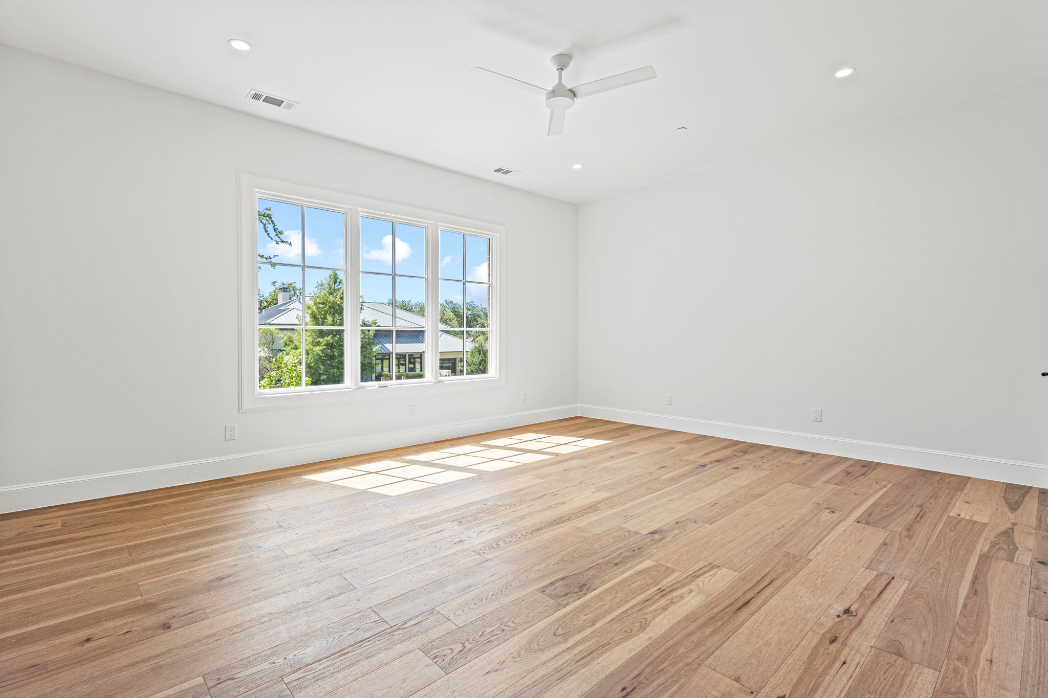 5925 Williamstown Road