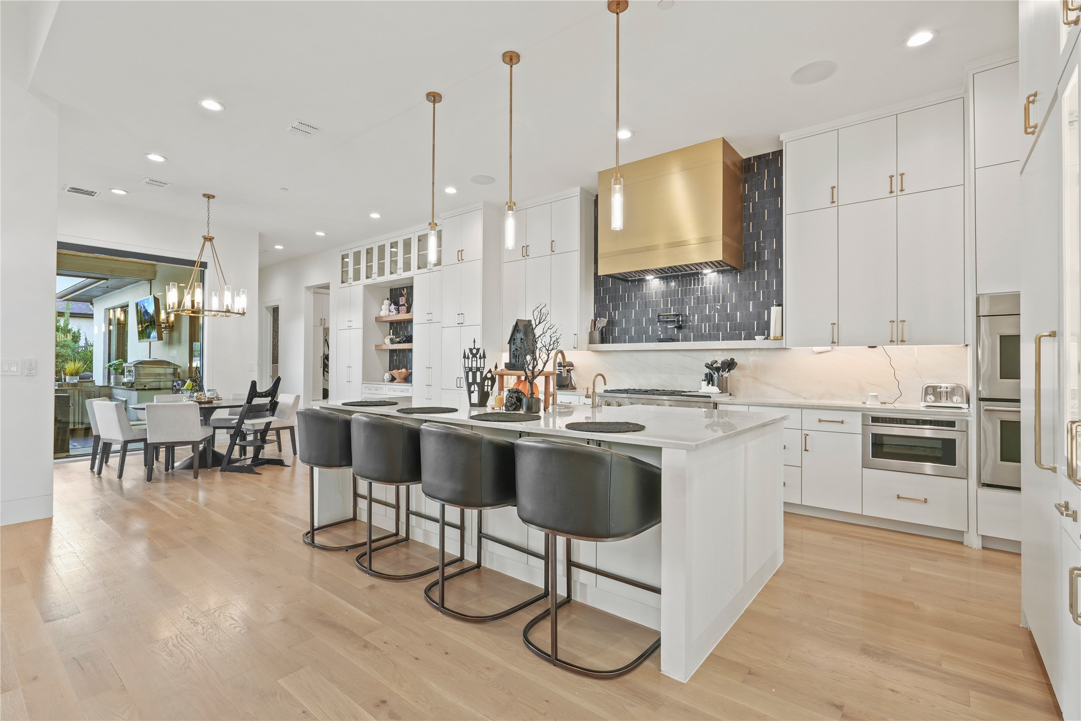 3213 Santa Bella Drive