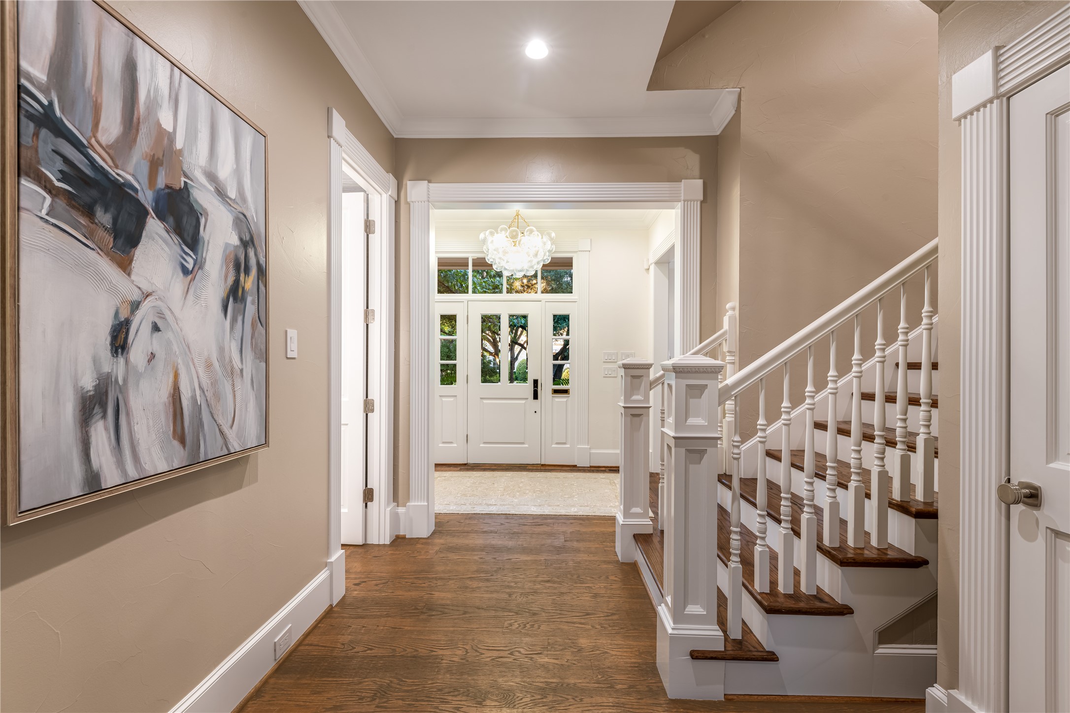 3933 Centenary Avenue