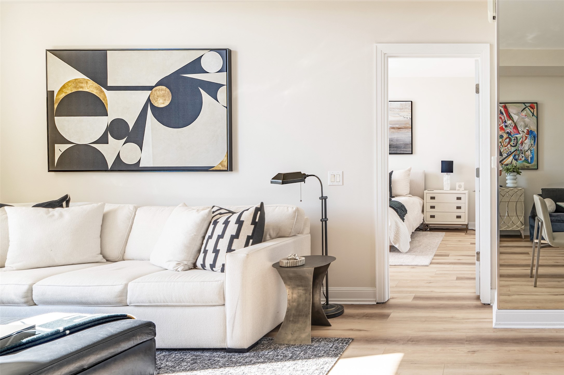 5656 N Central Expressway 207