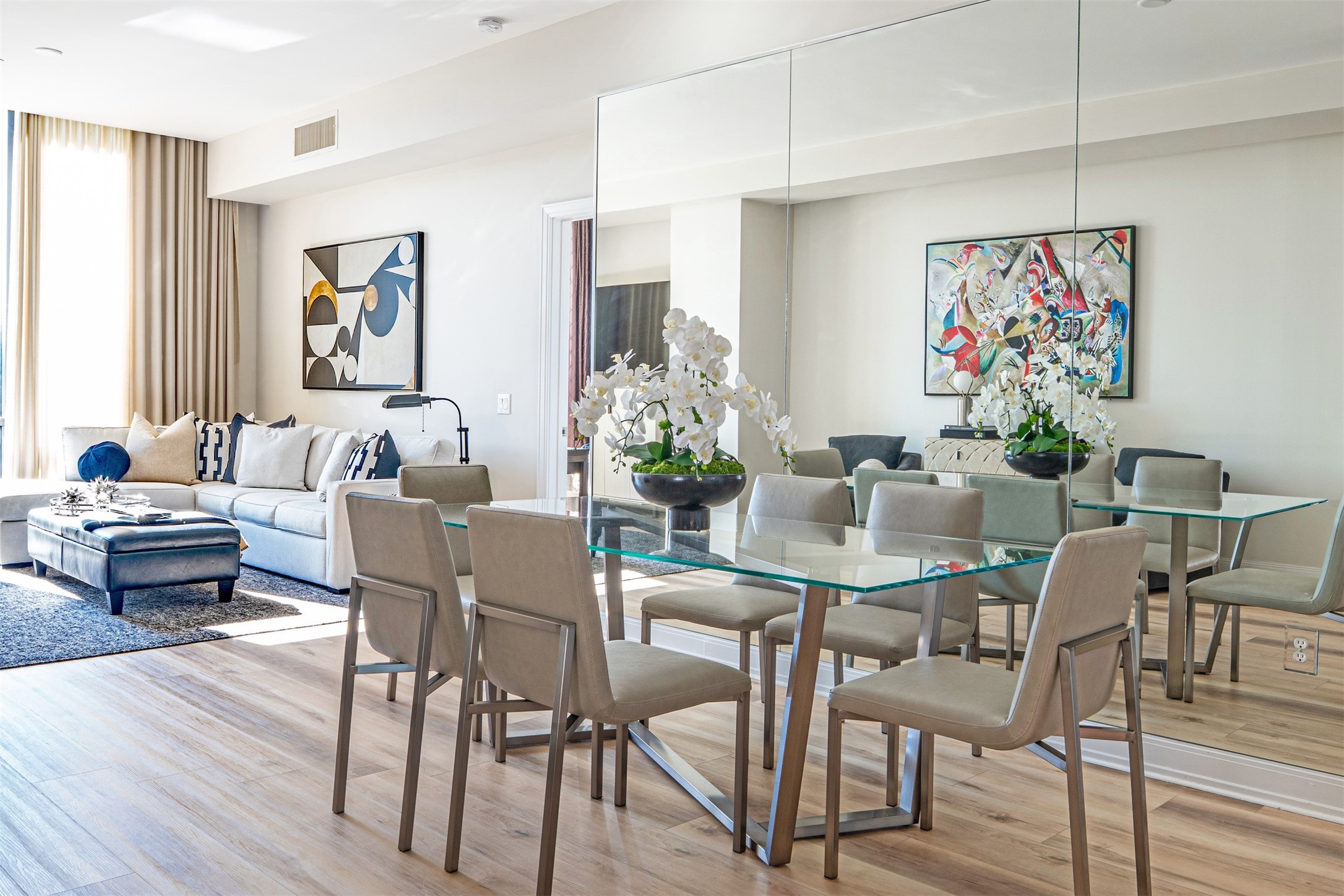 5656 N Central Expressway 207