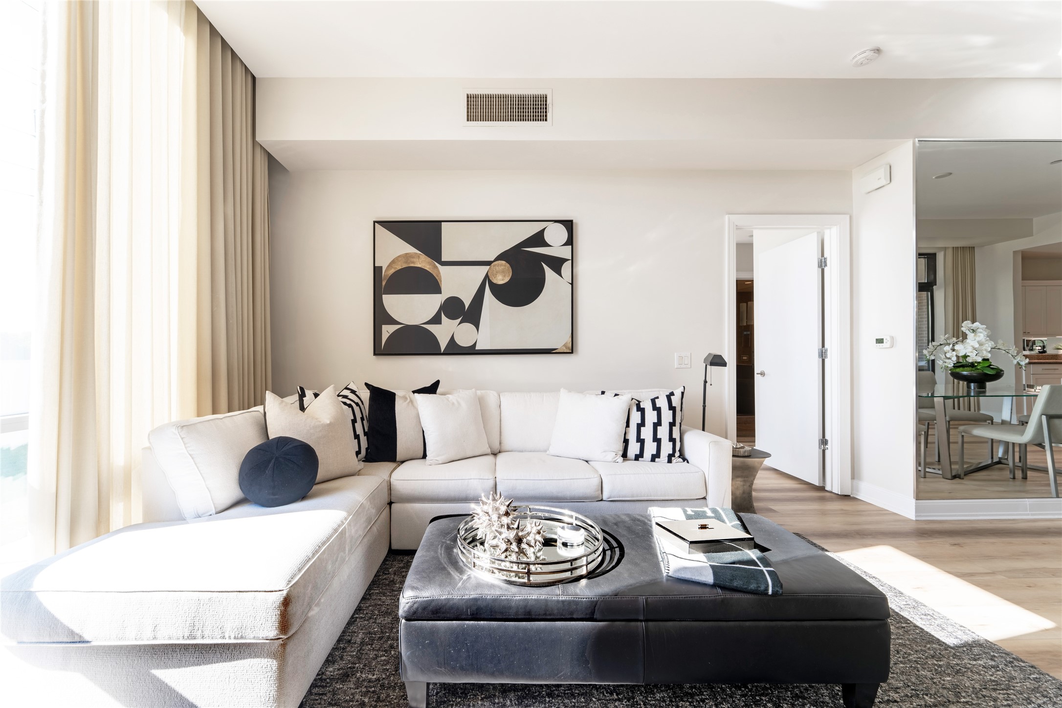 5656 N Central Expressway 207