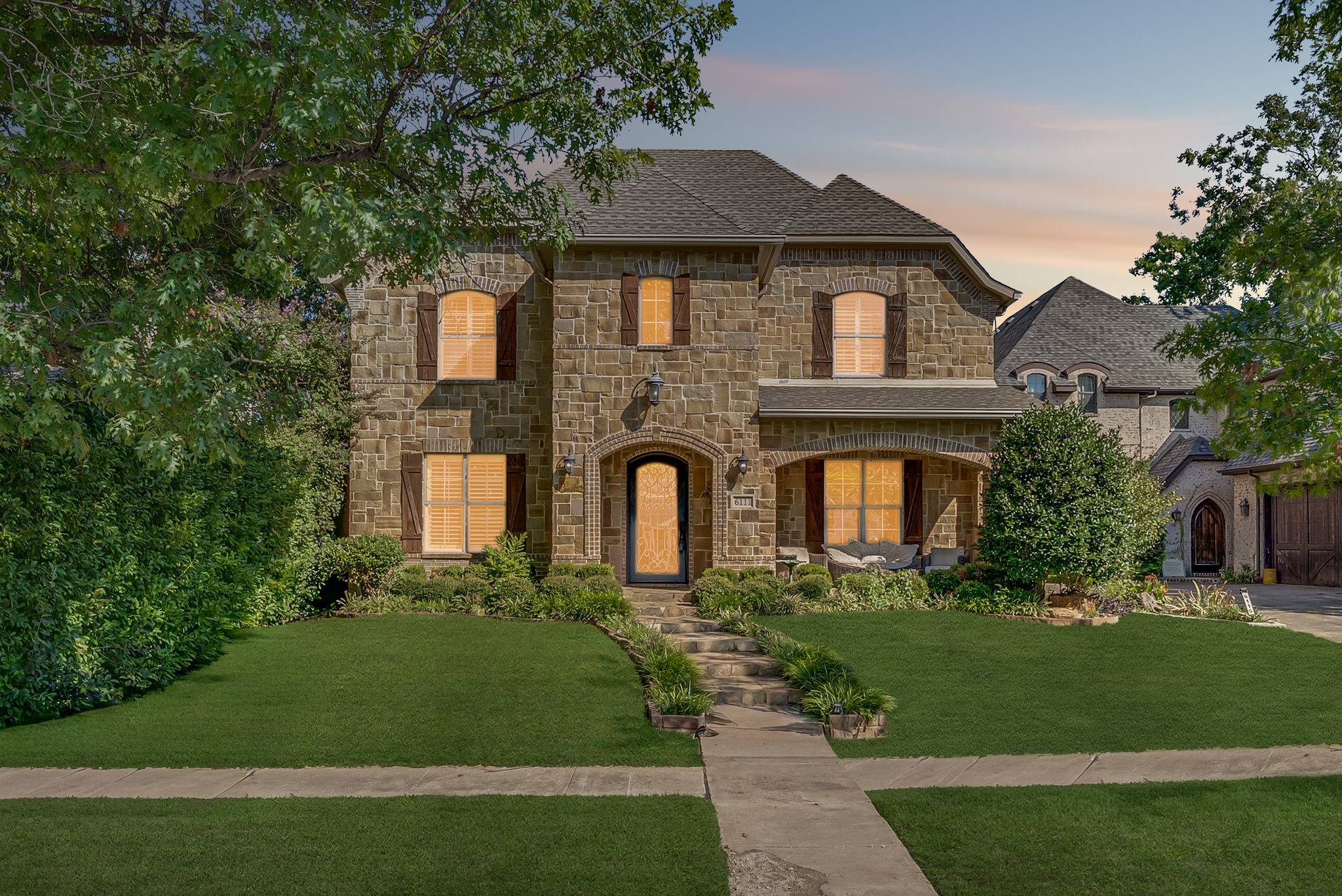 6111 Palo Pinto Avenue