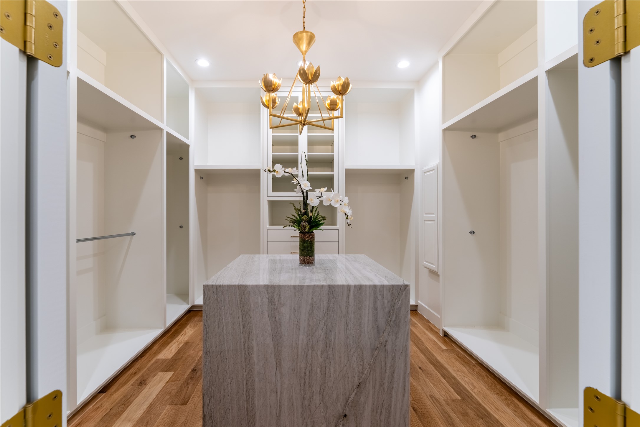 5319 Meadow Crest Drive