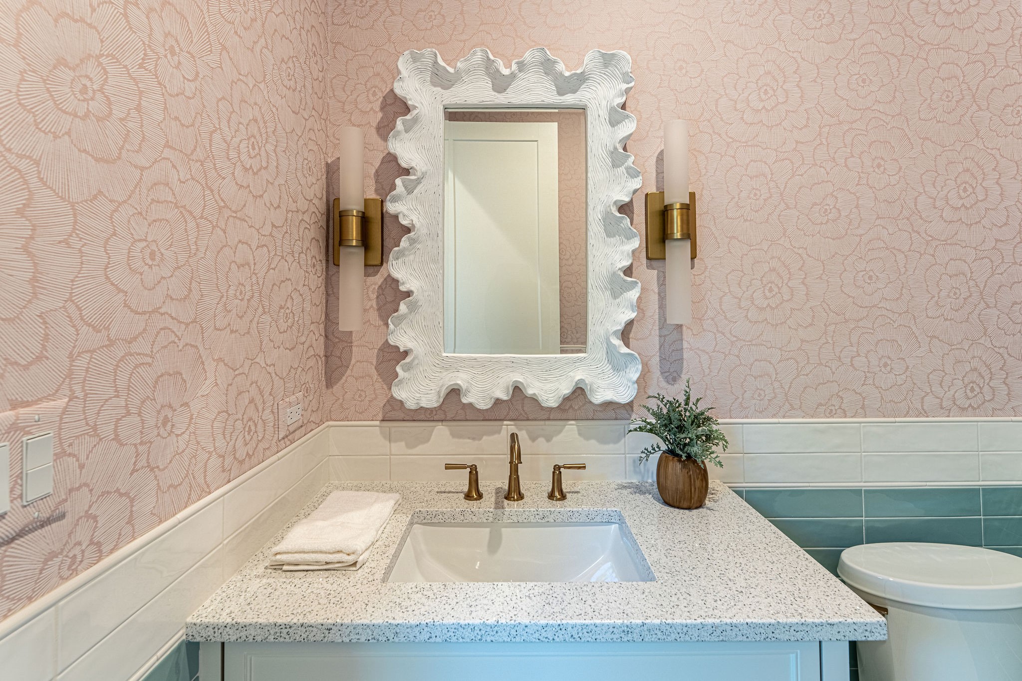 5319 Meadow Crest Drive