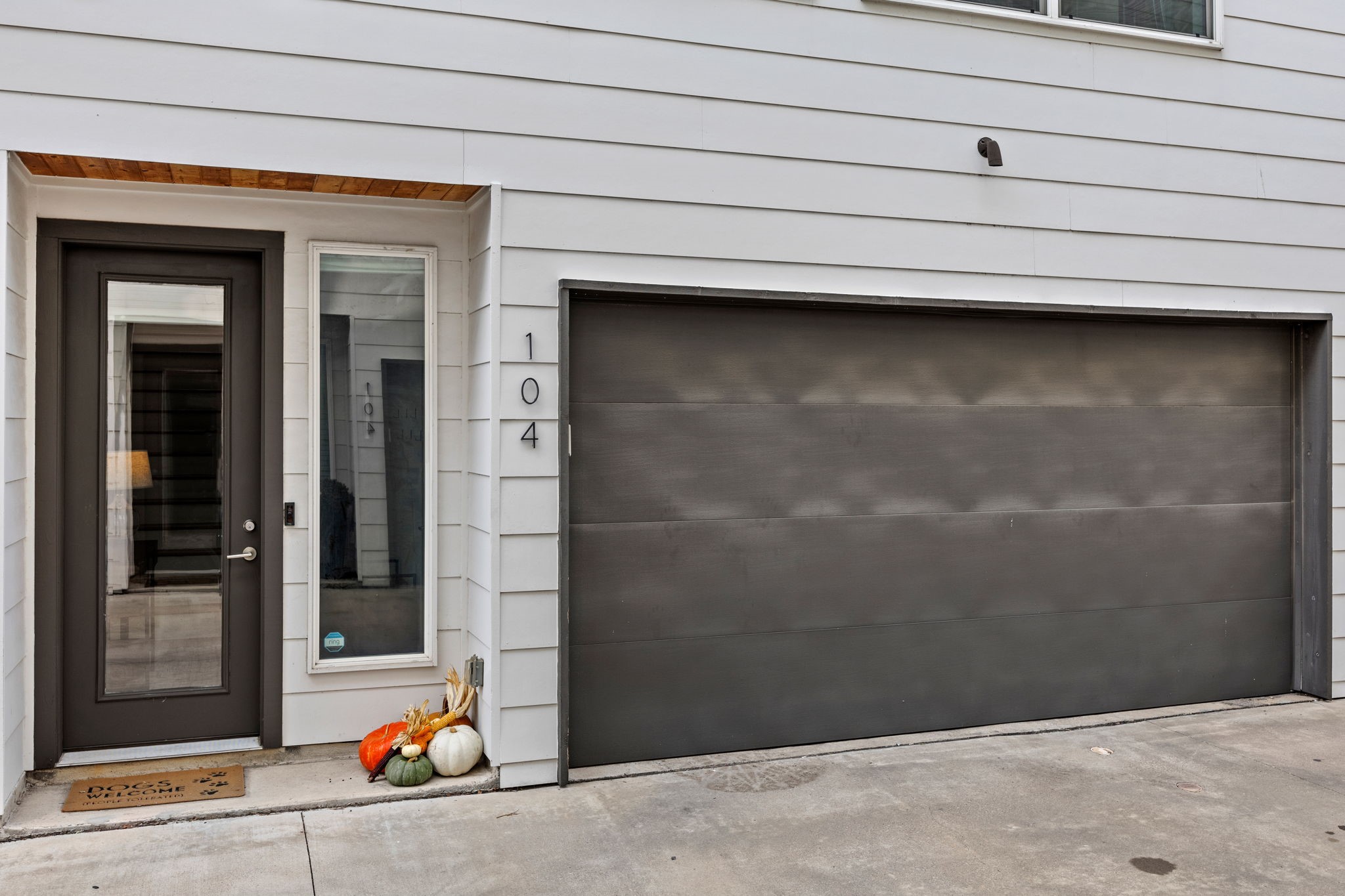 1840 Euclid Avenue 104