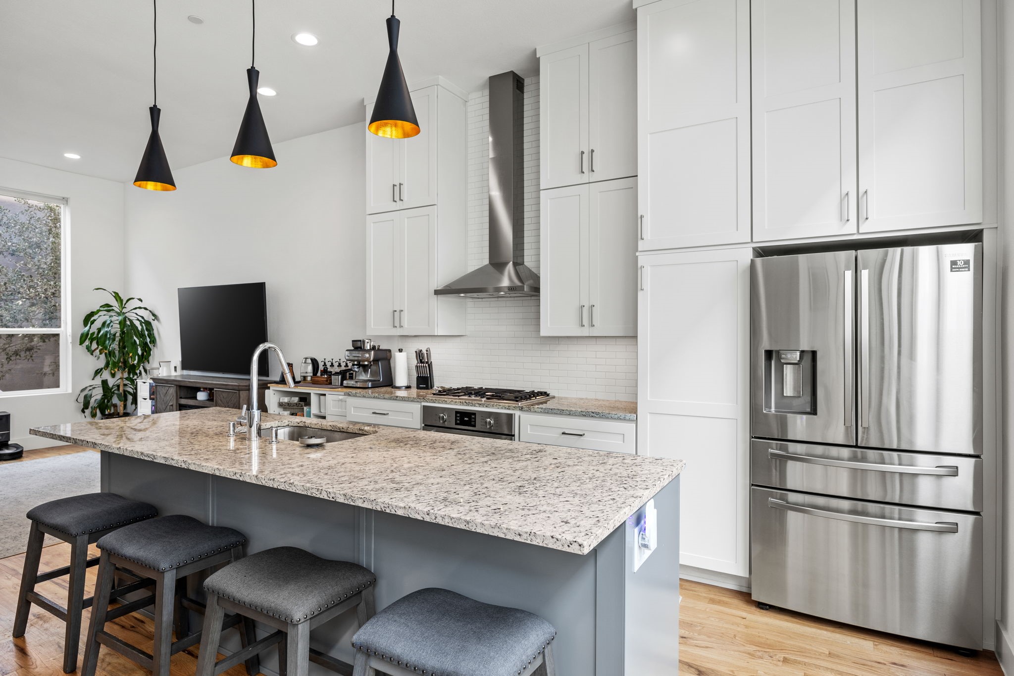 1840 Euclid Avenue 104