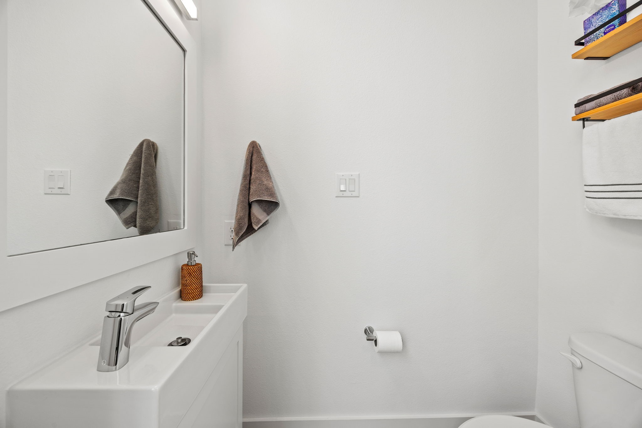 1840 Euclid Avenue 104