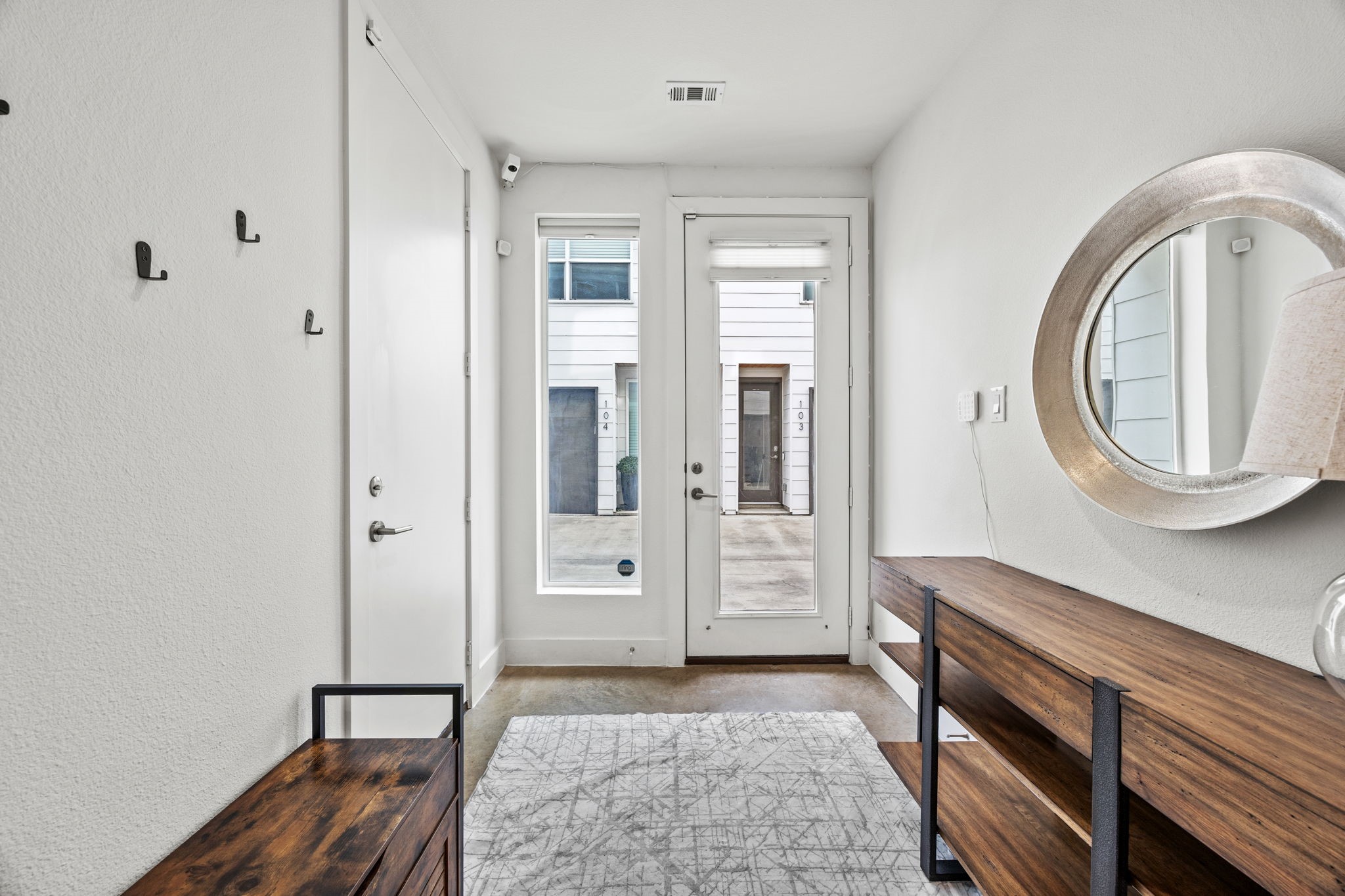 1840 Euclid Avenue 104