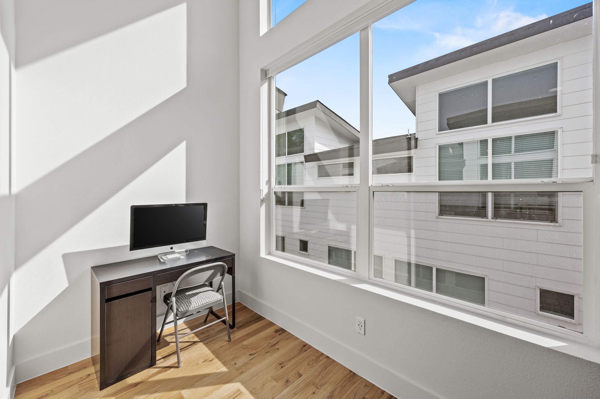 1840 Euclid Avenue 104