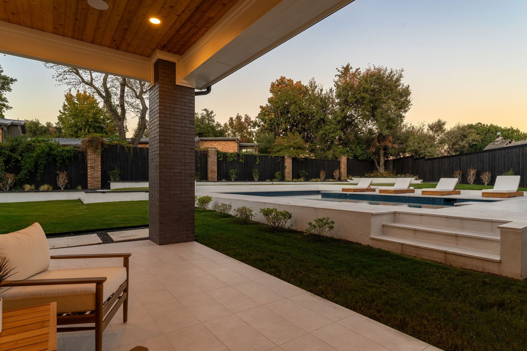 5615 Lobello Drive