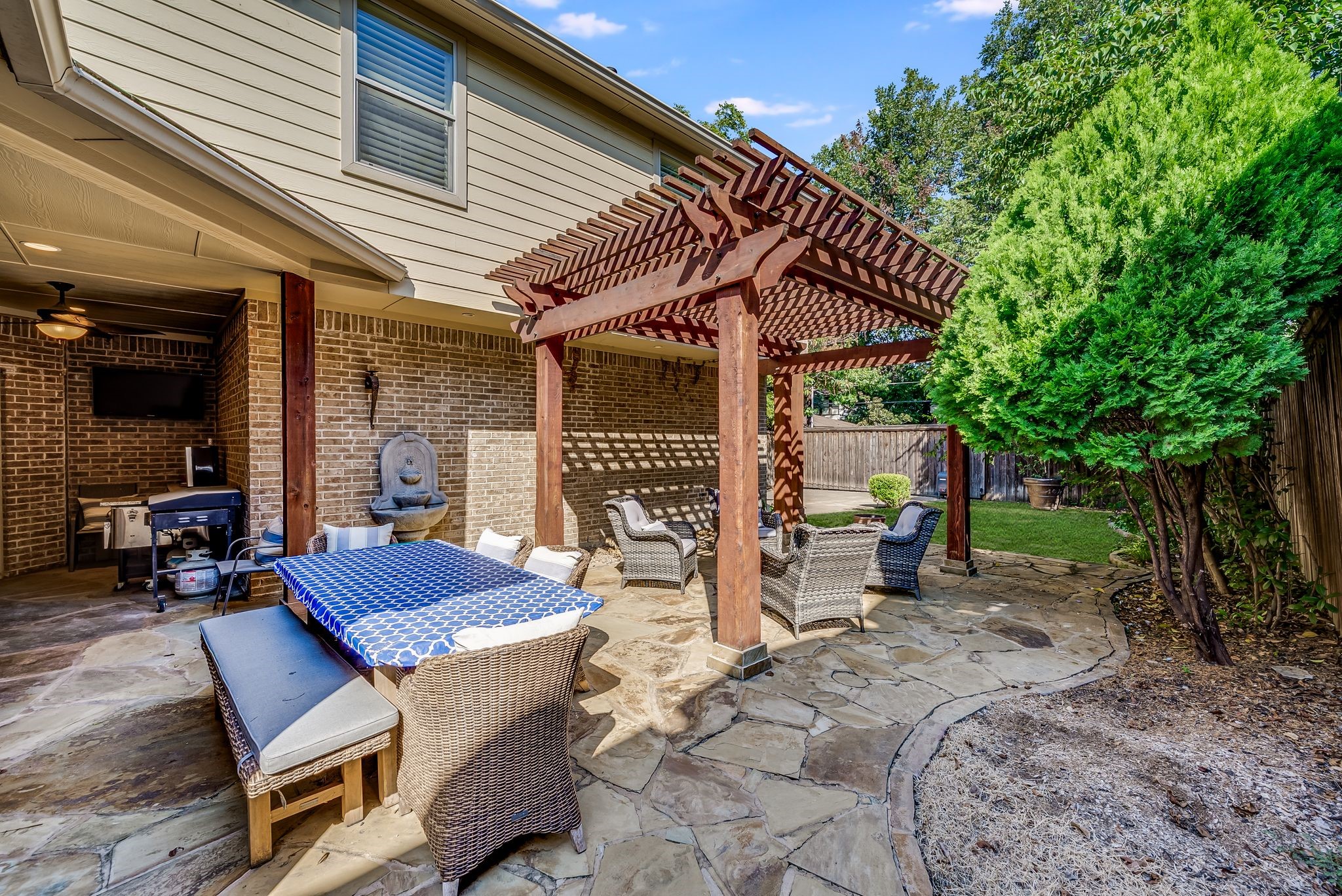 6111 Palo Pinto Avenue