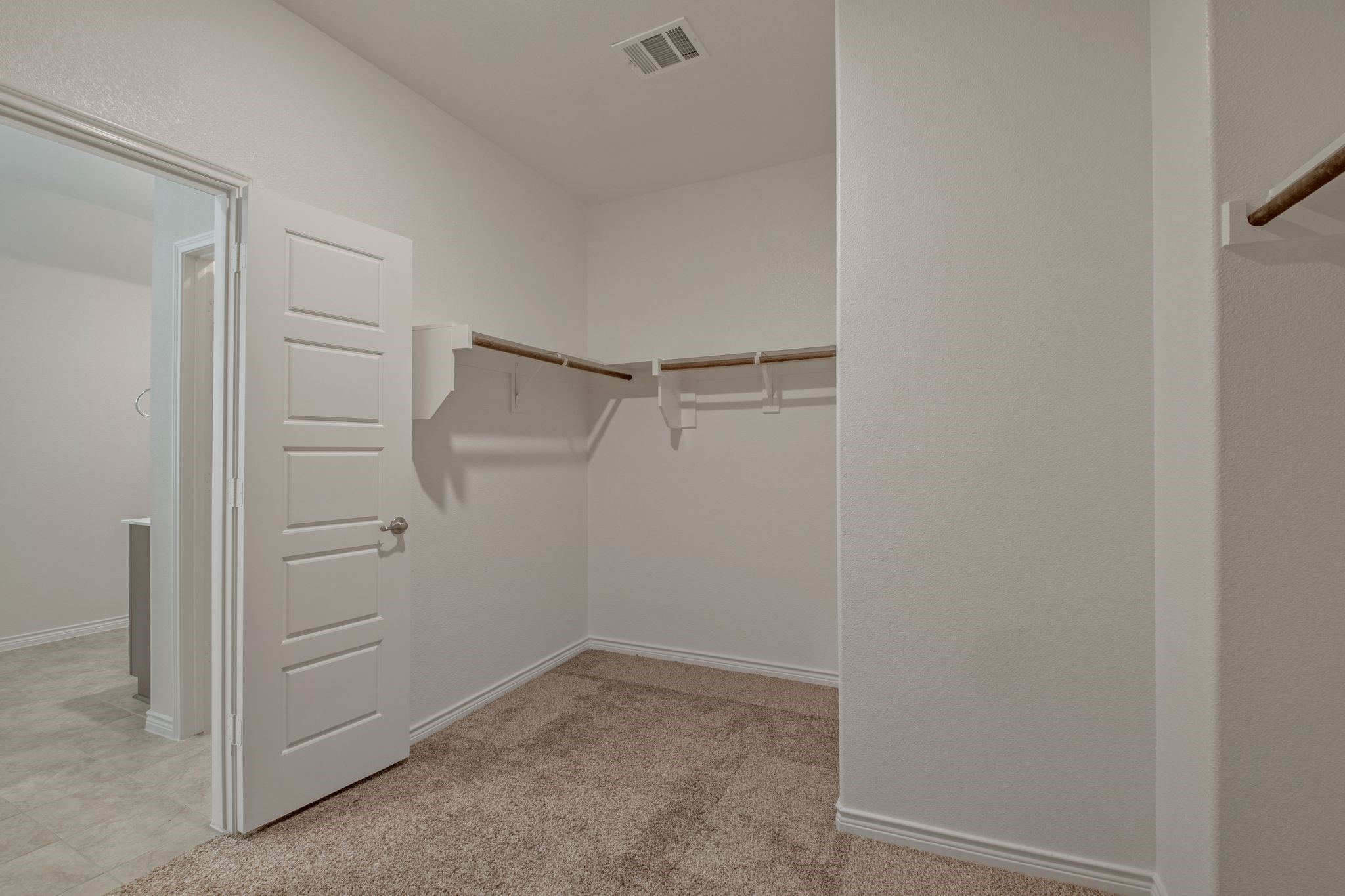 1517 Bennington Lane