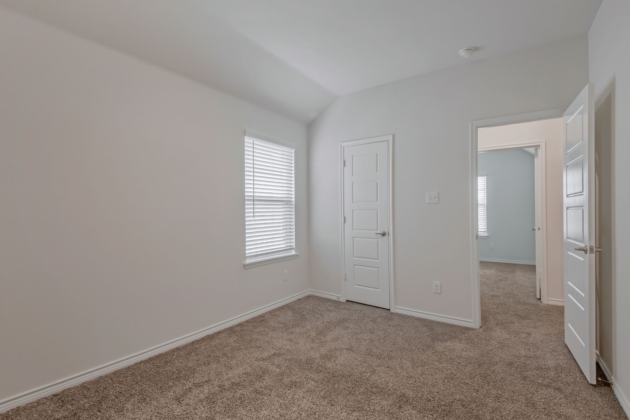 1517 Bennington Lane