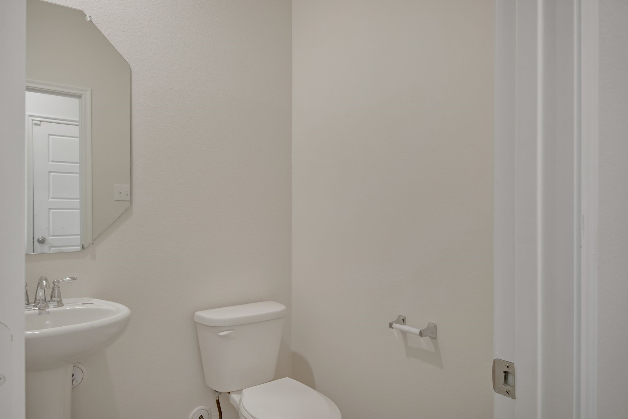 1517 Bennington Lane