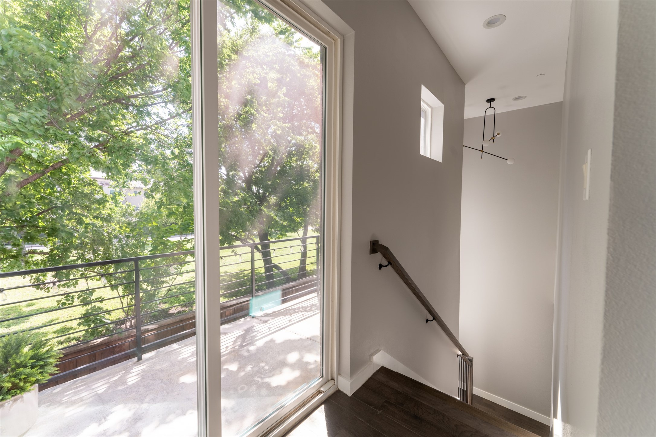 4620 Munger Avenue 107