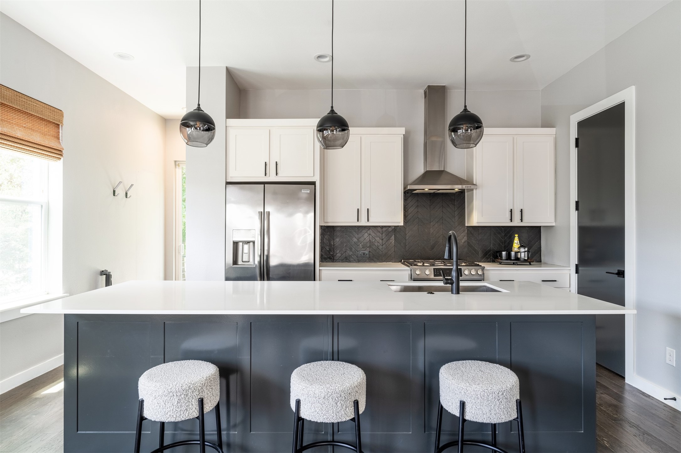 4620 Munger Avenue 107