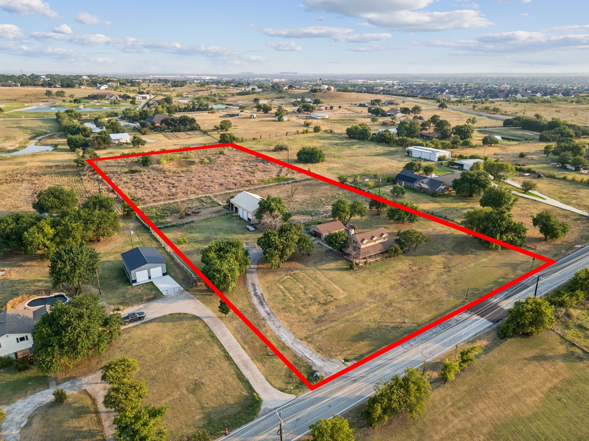 202 Blue Mound Road E