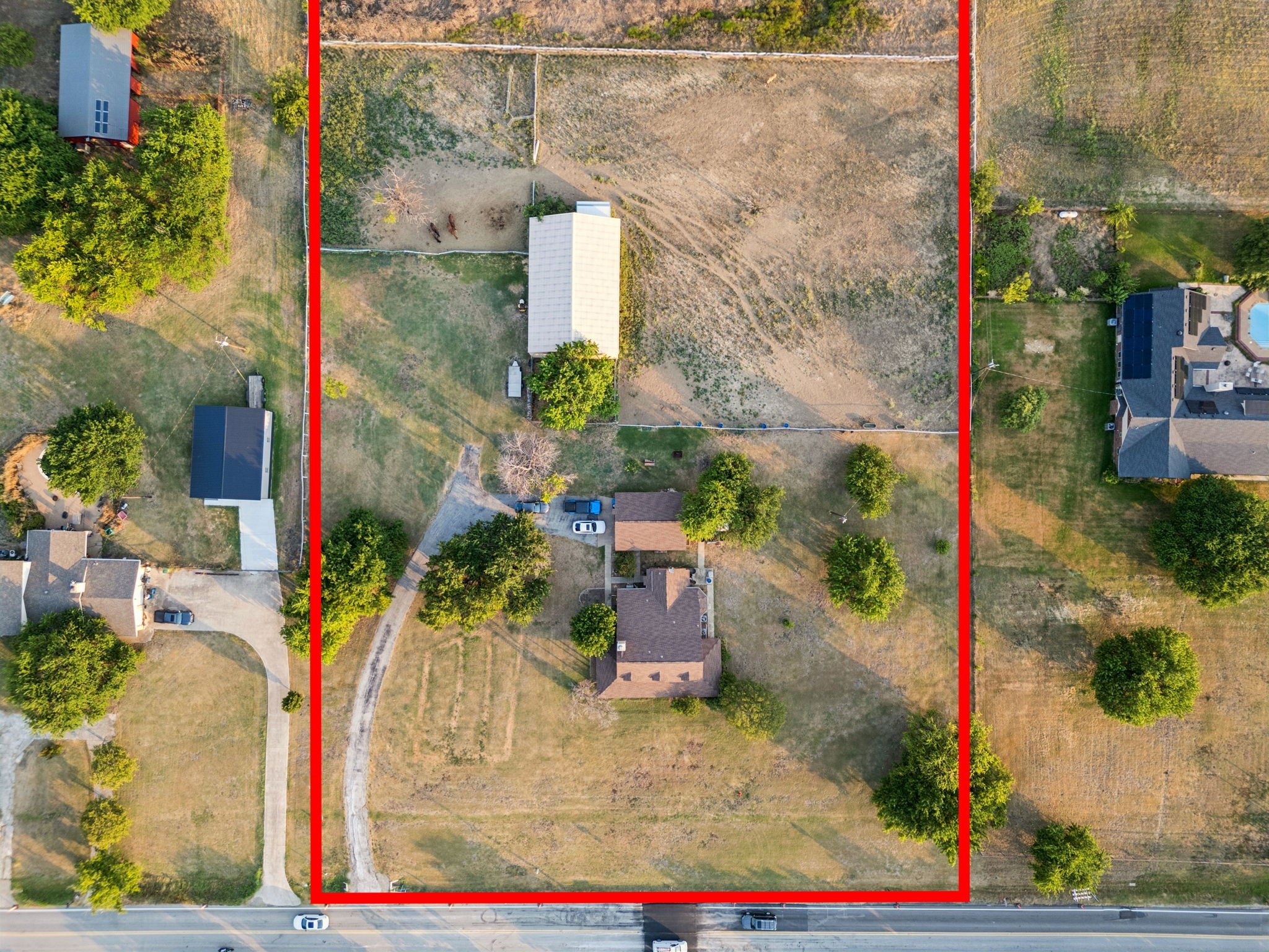 202 Blue Mound Road E