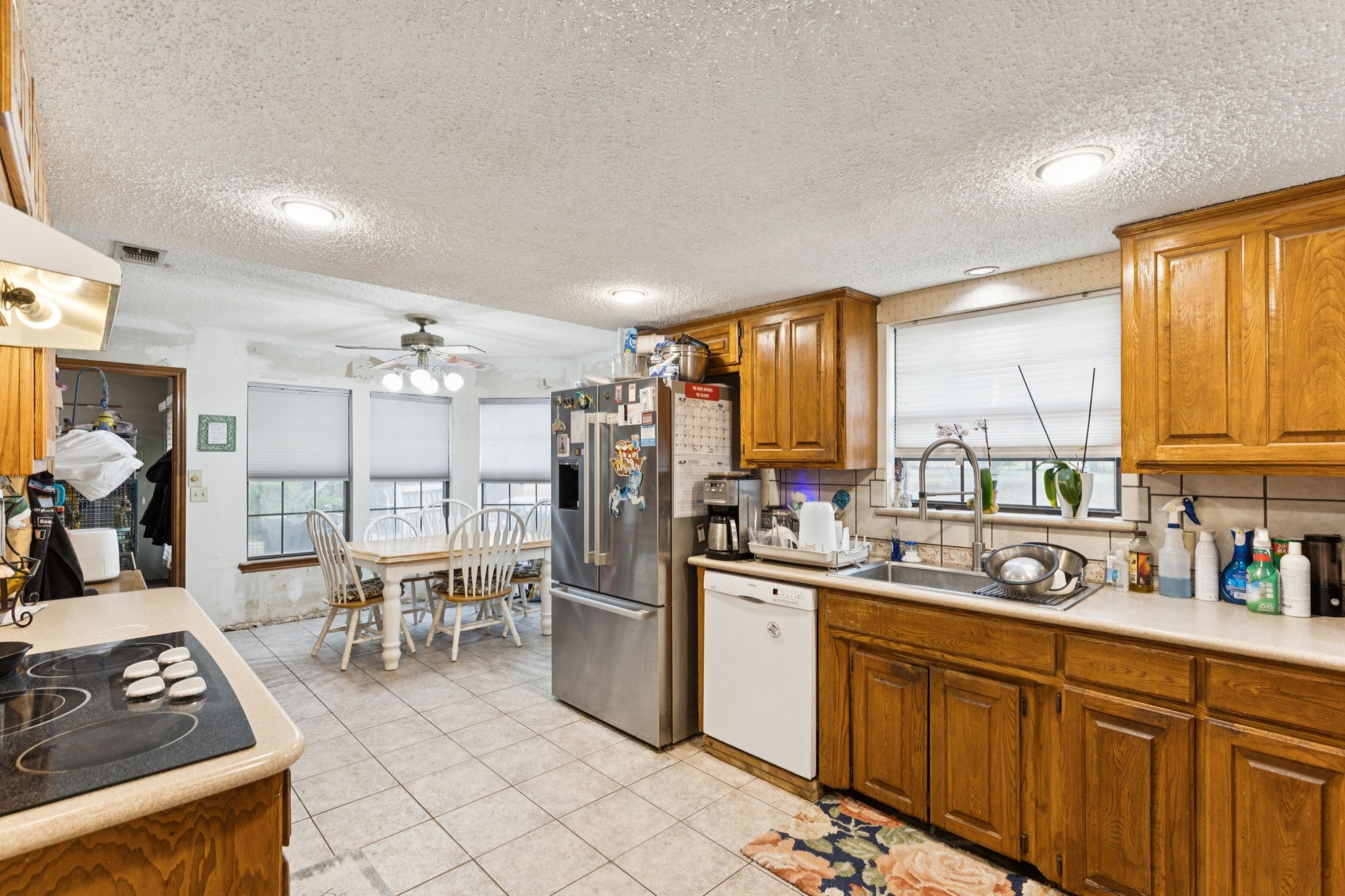 202 Blue Mound Road E