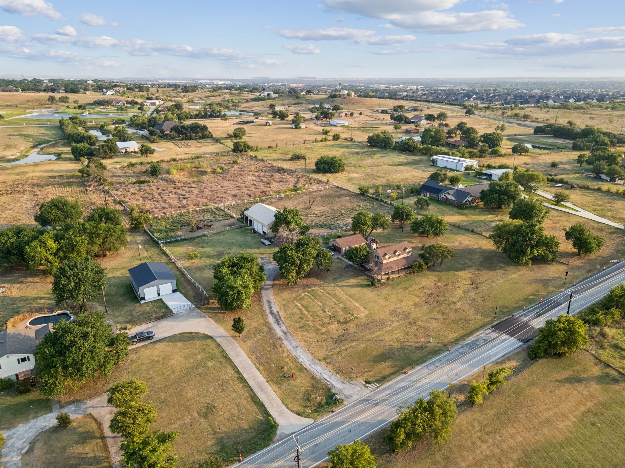 202 Blue Mound Road E