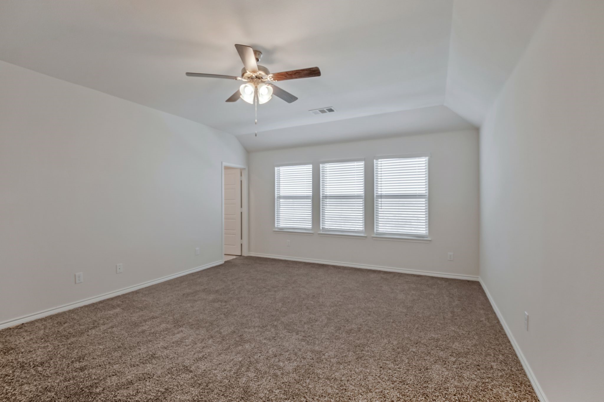 1517 Bennington Lane