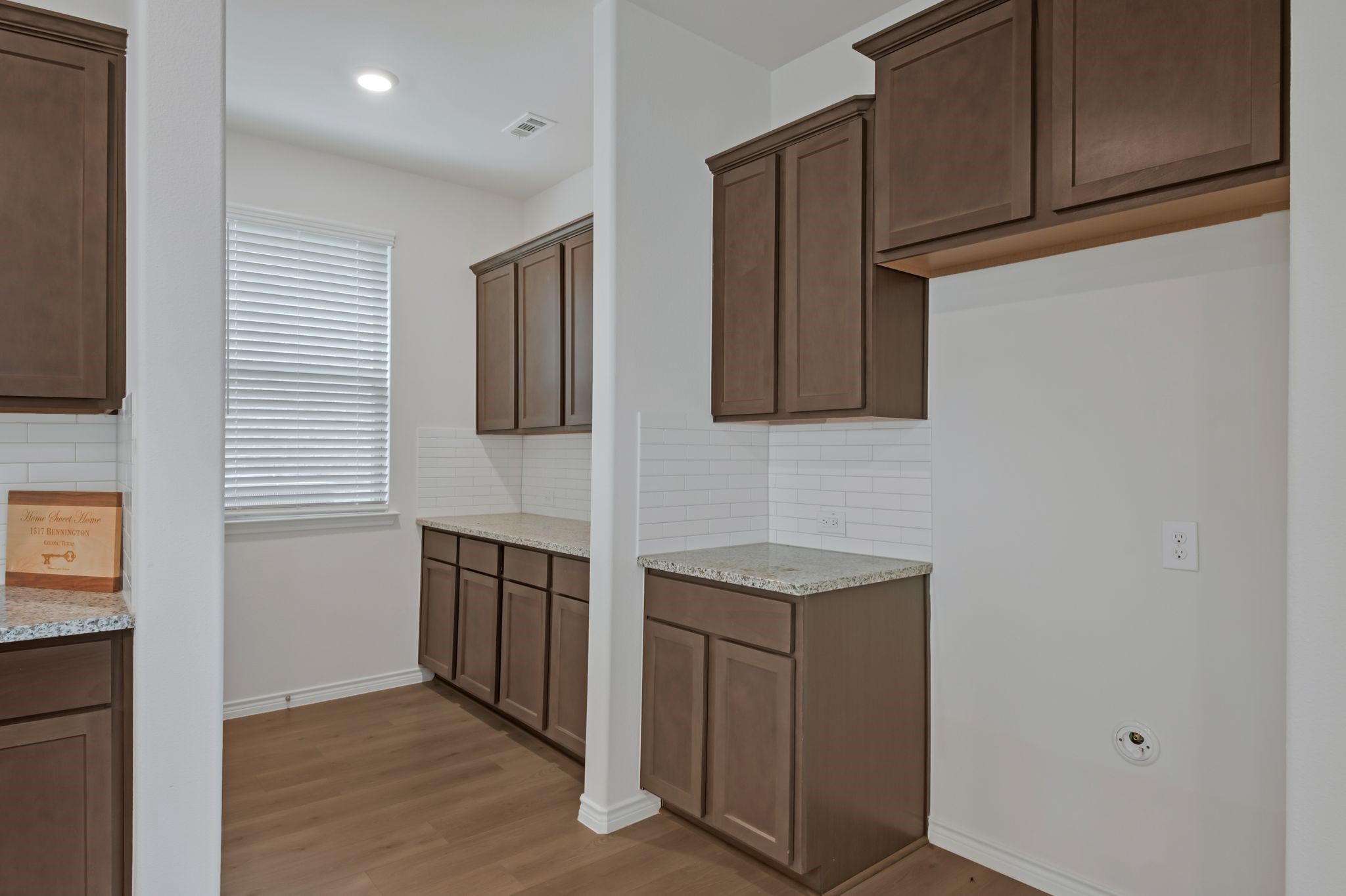 1517 Bennington Lane