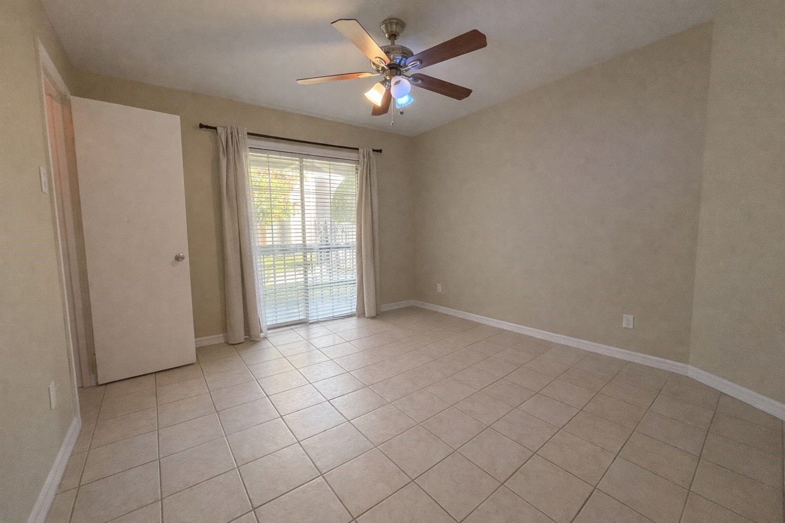 18333 Roehampton Drive 513