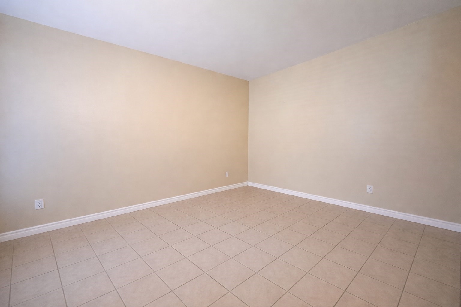 18333 Roehampton Drive 513