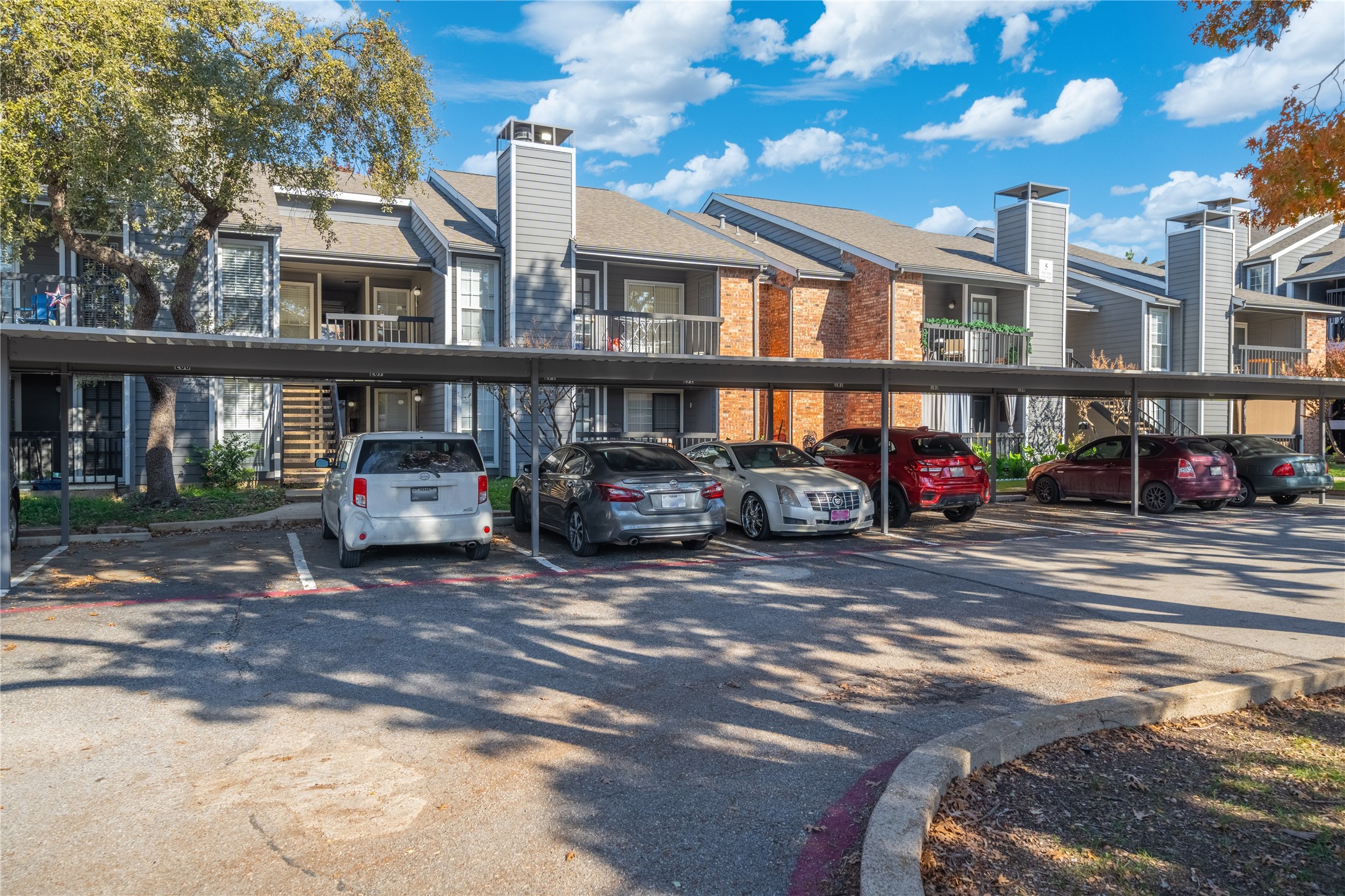 18333 Roehampton Drive 513