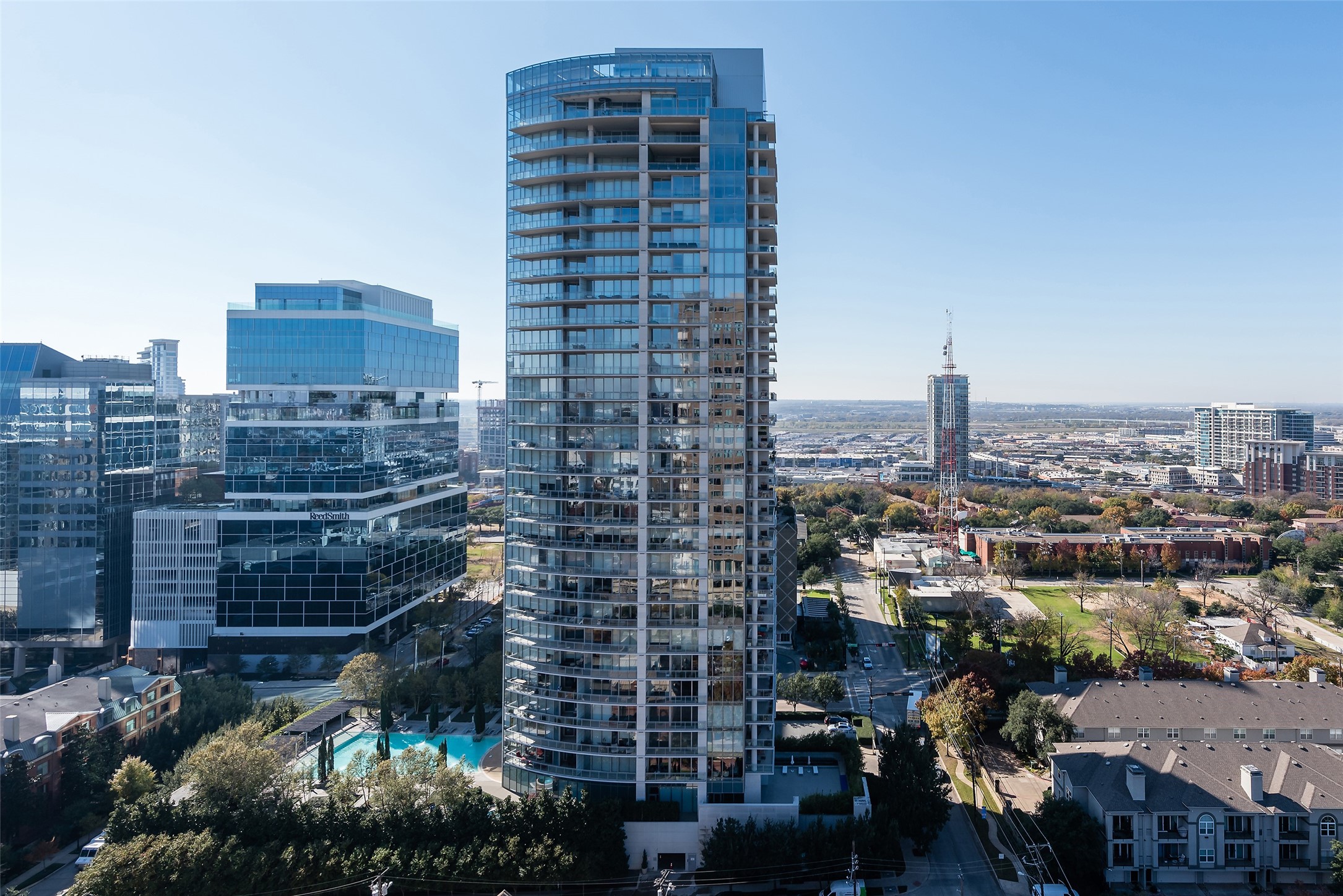 2900 Mckinnon Street 1103