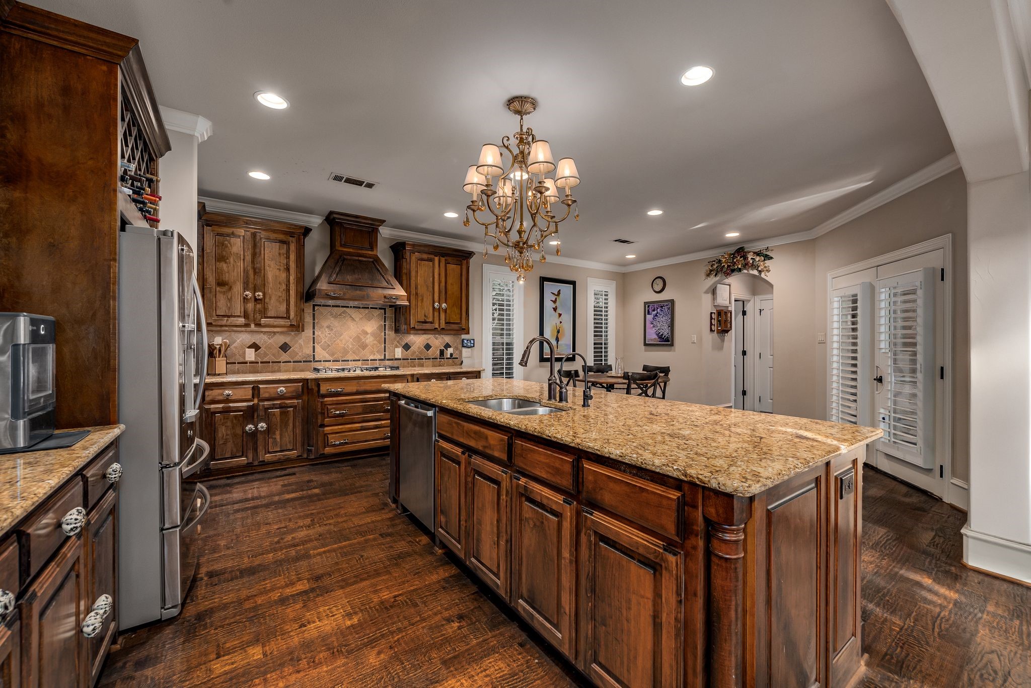 6111 Palo Pinto Avenue