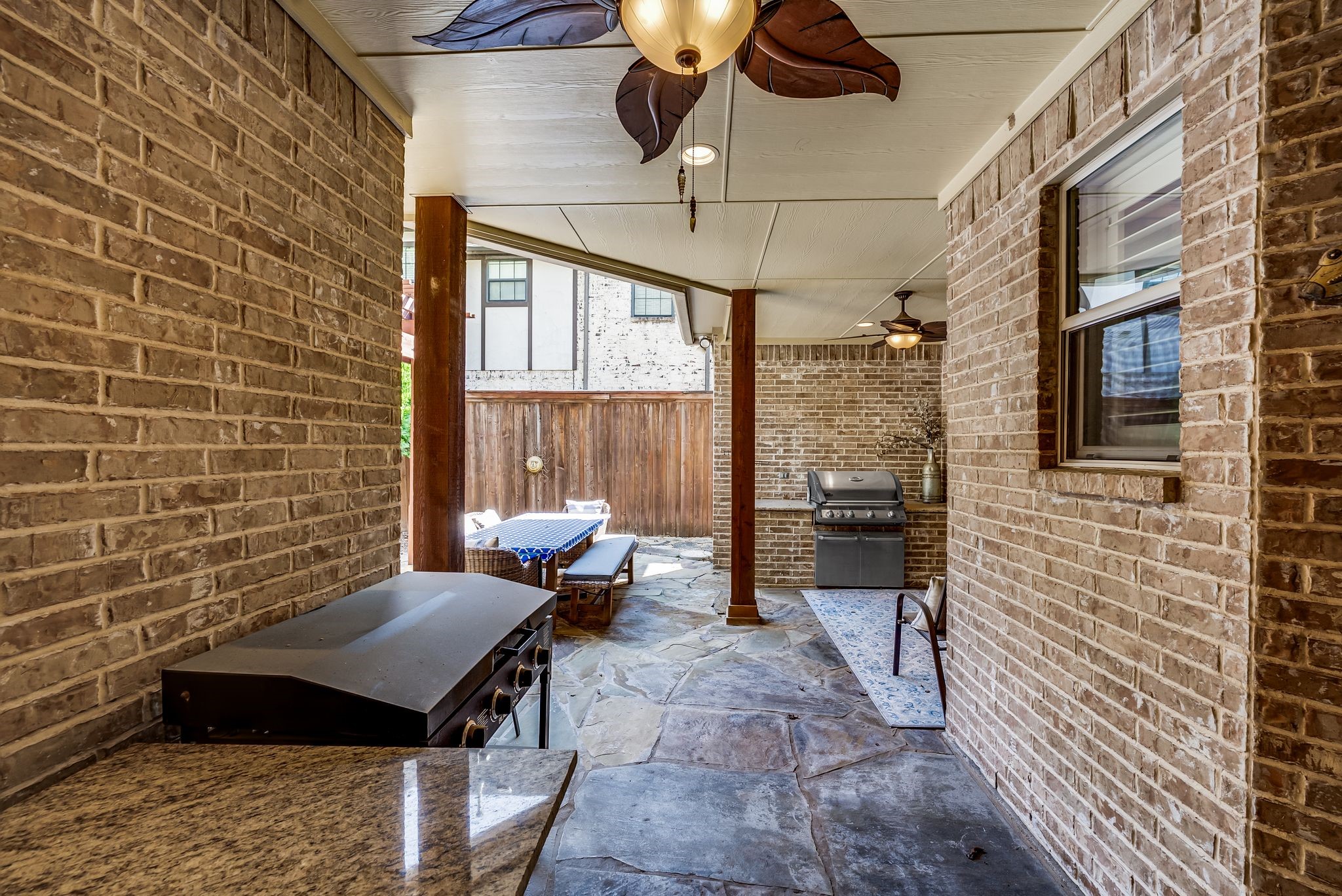 6111 Palo Pinto Avenue