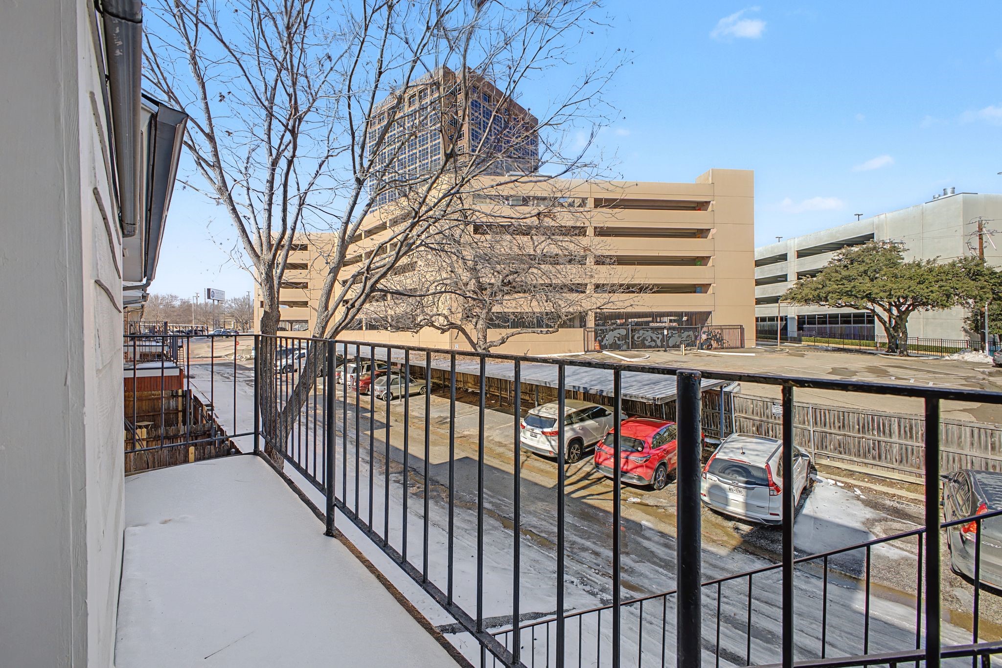 8095 Meadow Road 236