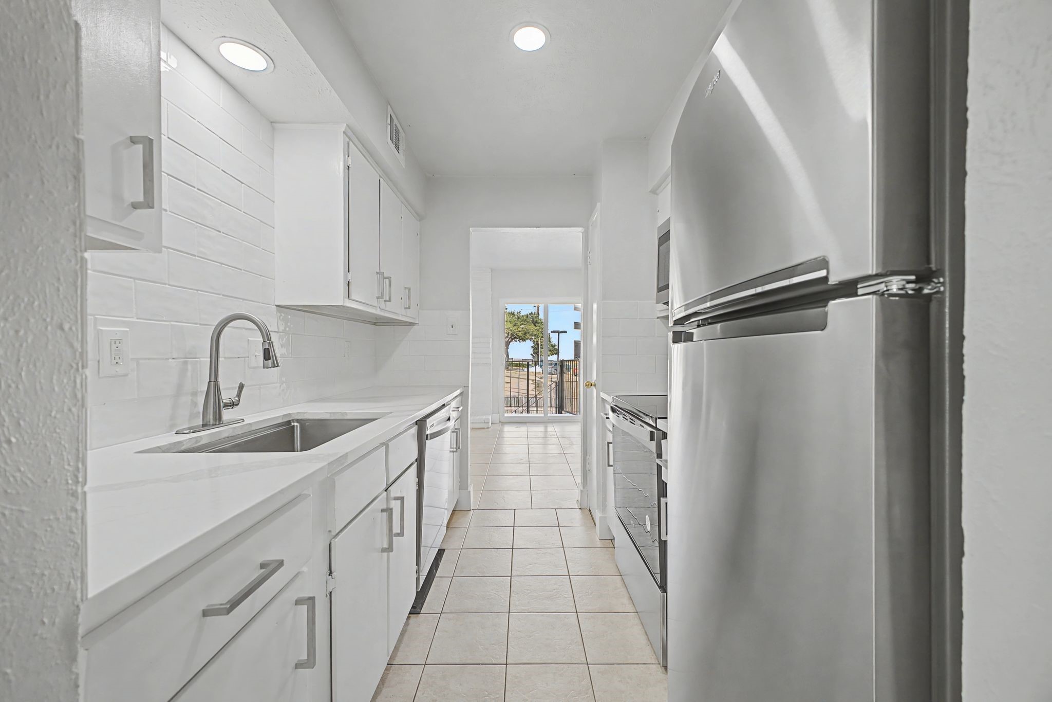 8095 Meadow Road 236