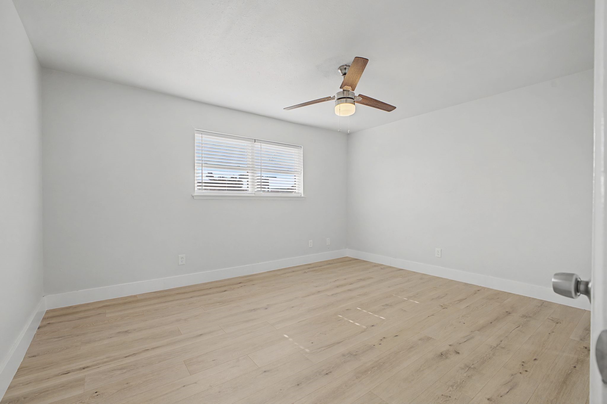 8095 Meadow Road 236