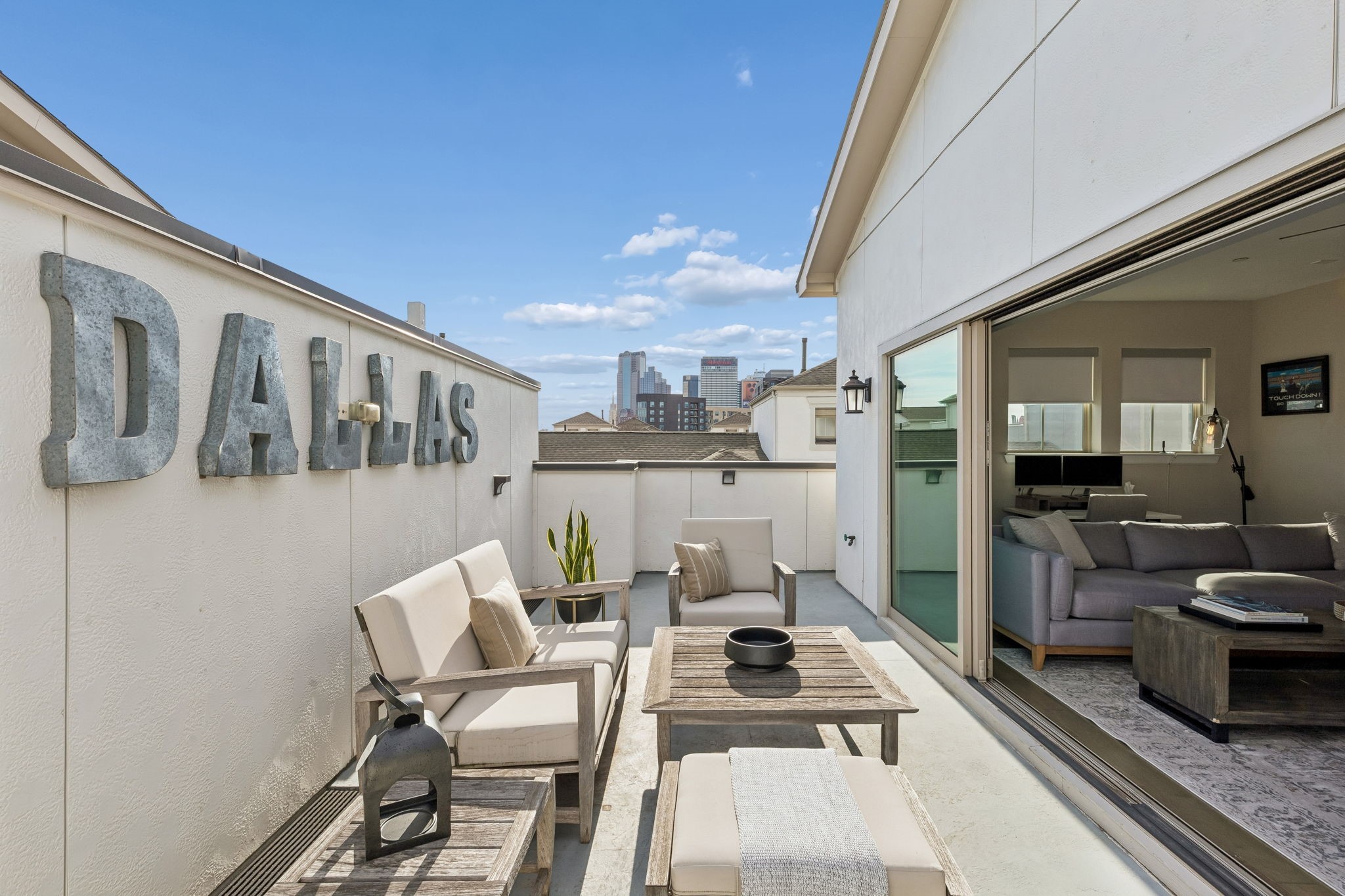 762 Spanish Oaks Place