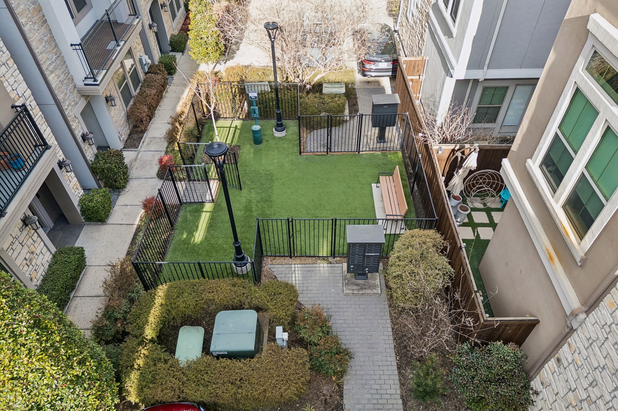 762 Spanish Oaks Place