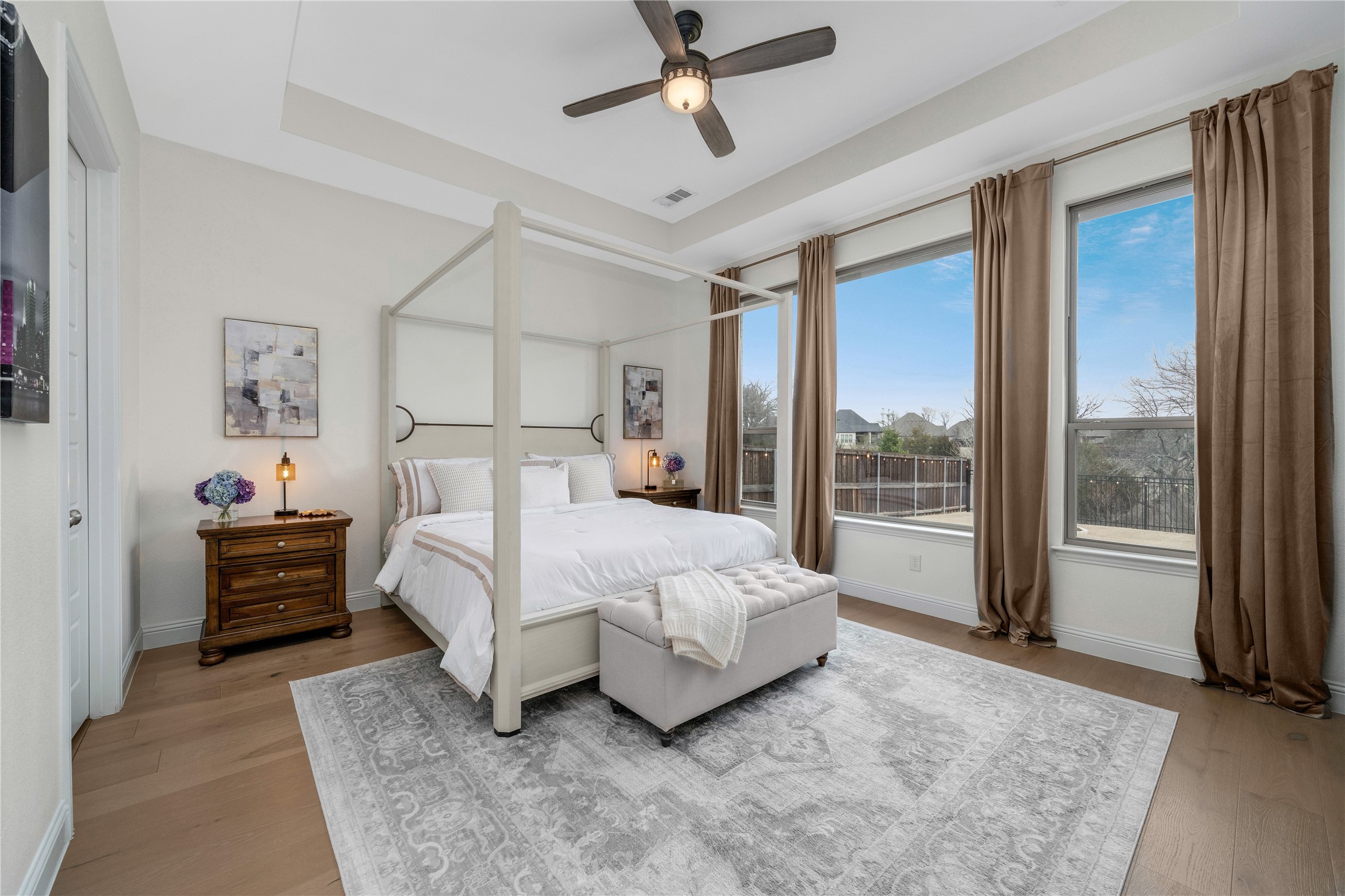 8804 Autumn Lake Trail