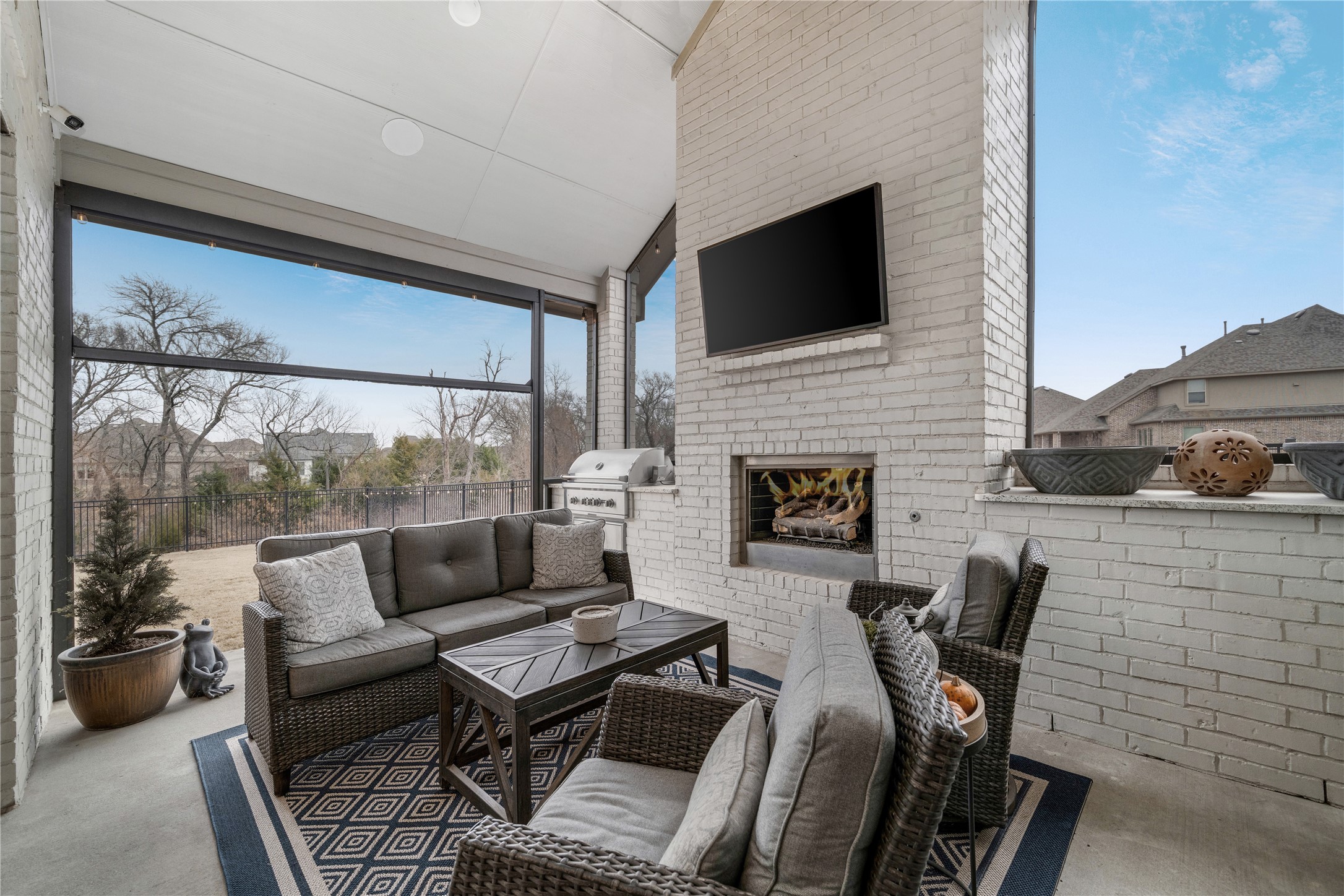 8804 Autumn Lake Trail