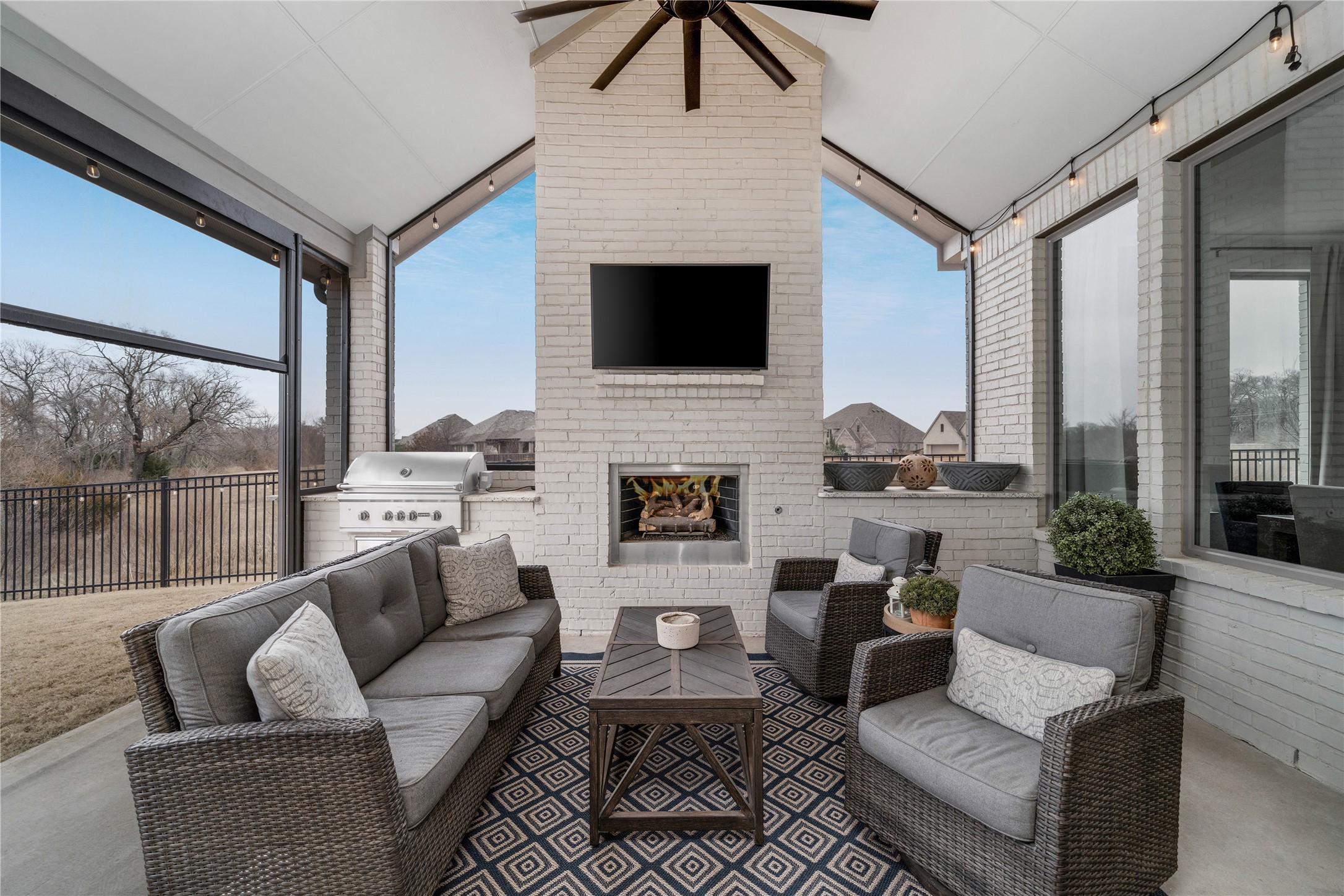 8804 Autumn Lake Trail